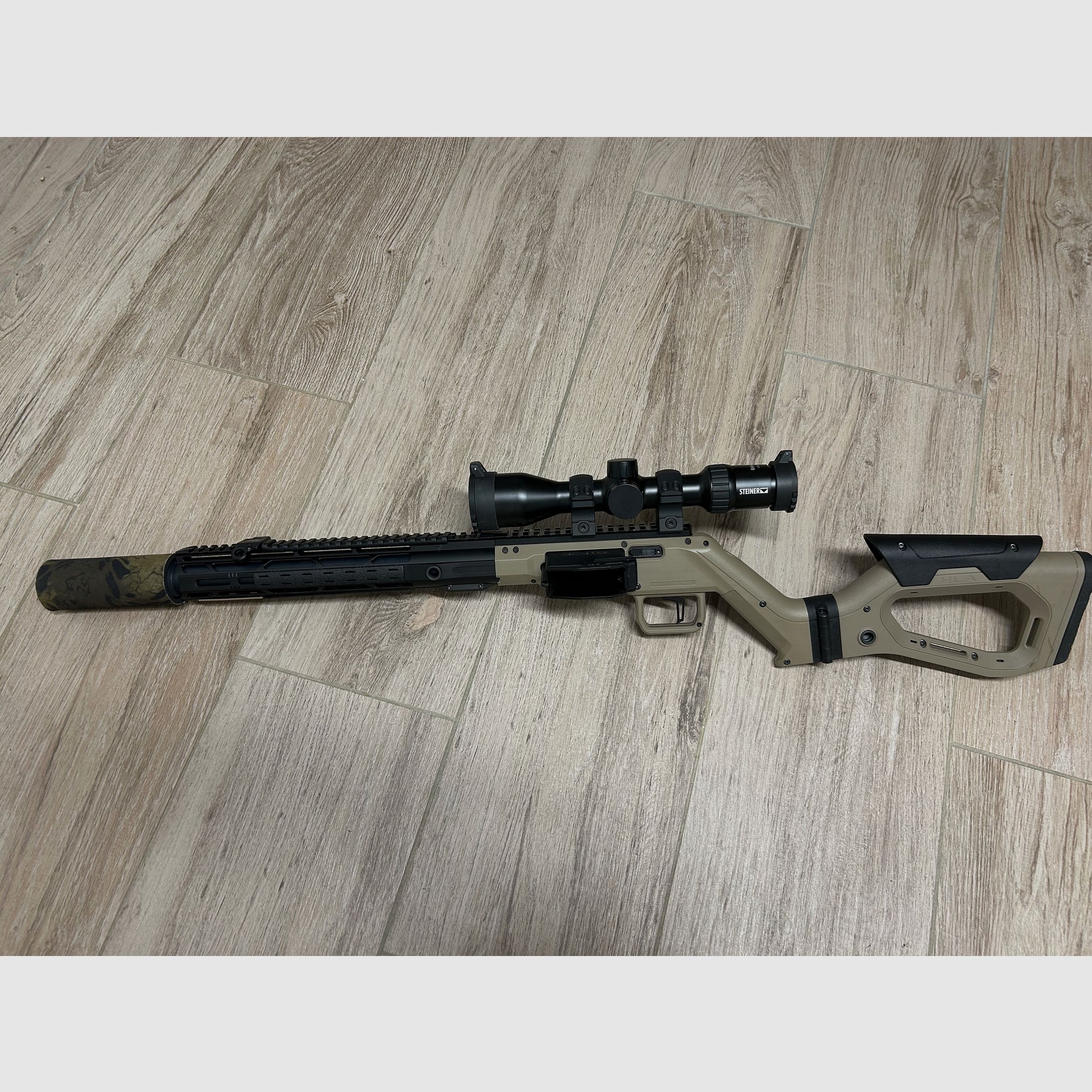 Hera Arms H6 z tłumikiem 300Blk