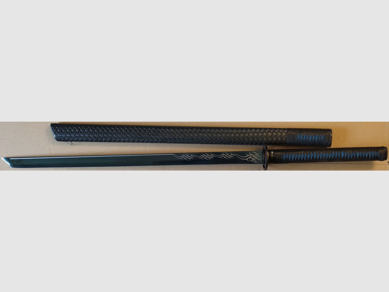 Blaues Katana