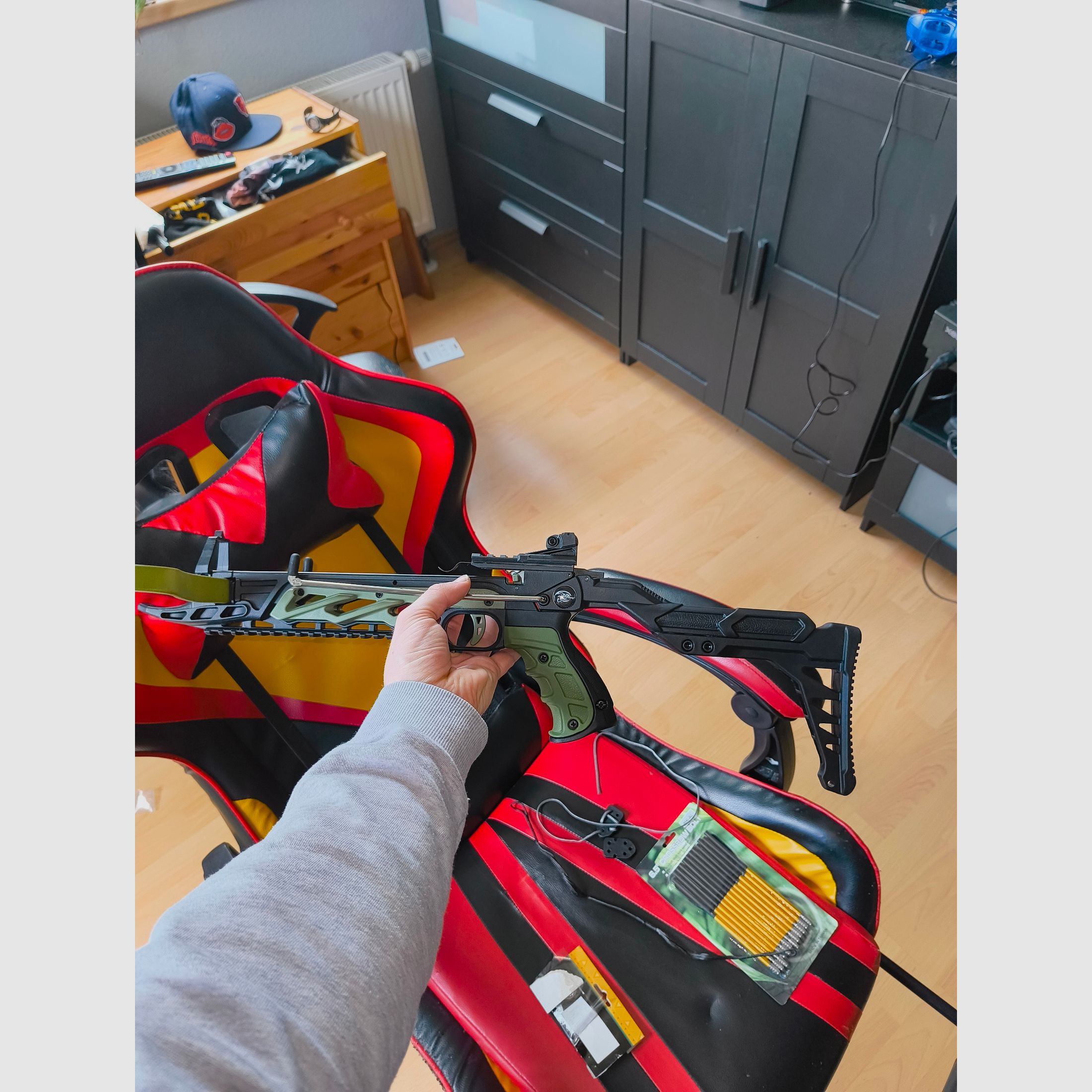 Alligator II 80 lbs Armbrust neu mit Zubehör 