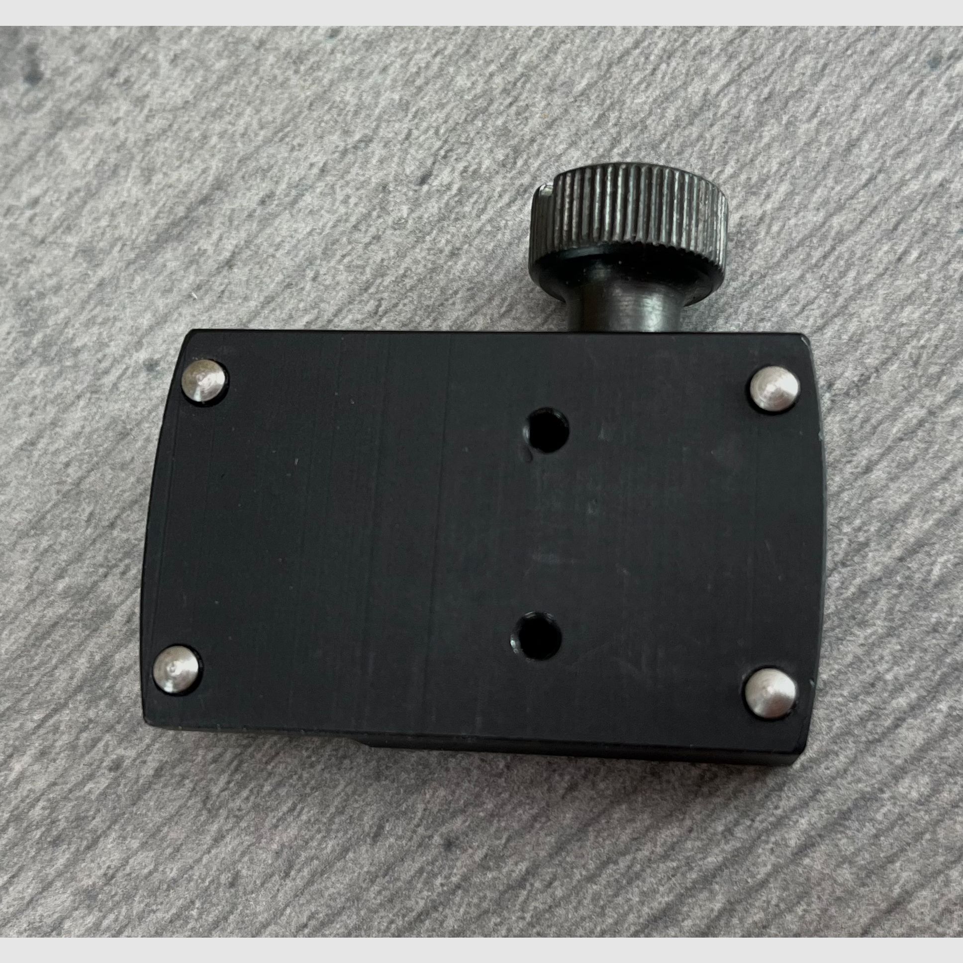 Aussteller Docter-Sight Adapterplatte für Steyr - Schwenkmontage Hinterfuß / U202509