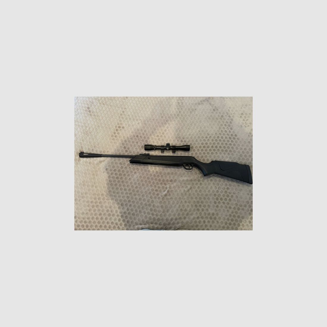 TELL Mod. 220 Composite Luftgewehr Kal. 4,5 mm inkl. Hubertus Zielfernrohr 4x32