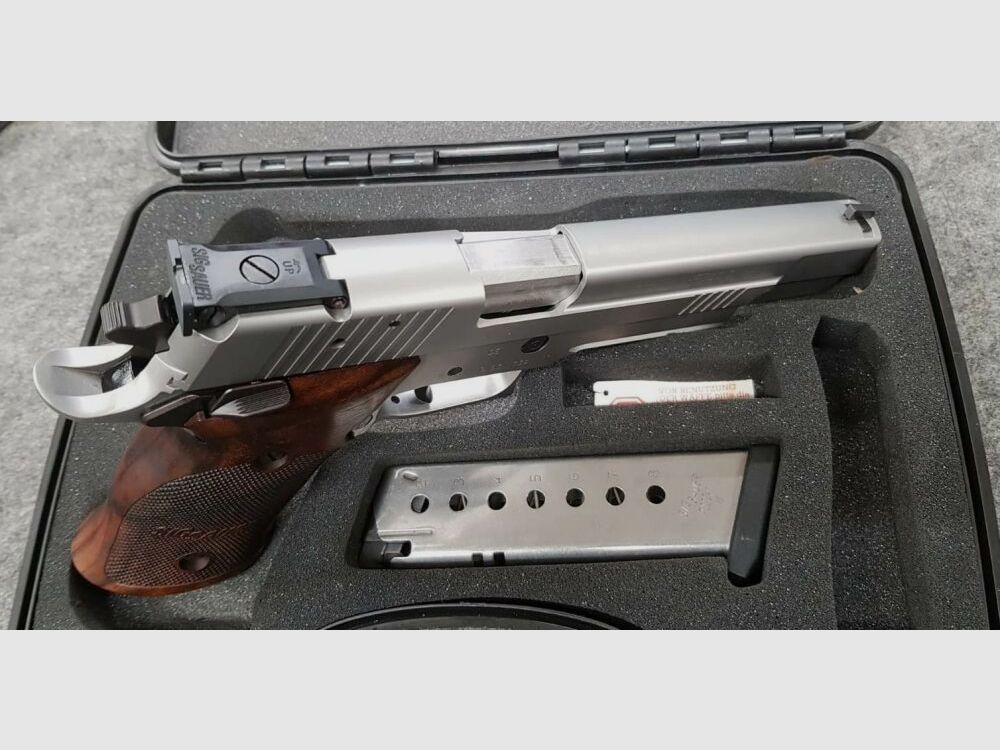 SIG Sauer P220S X-SIX