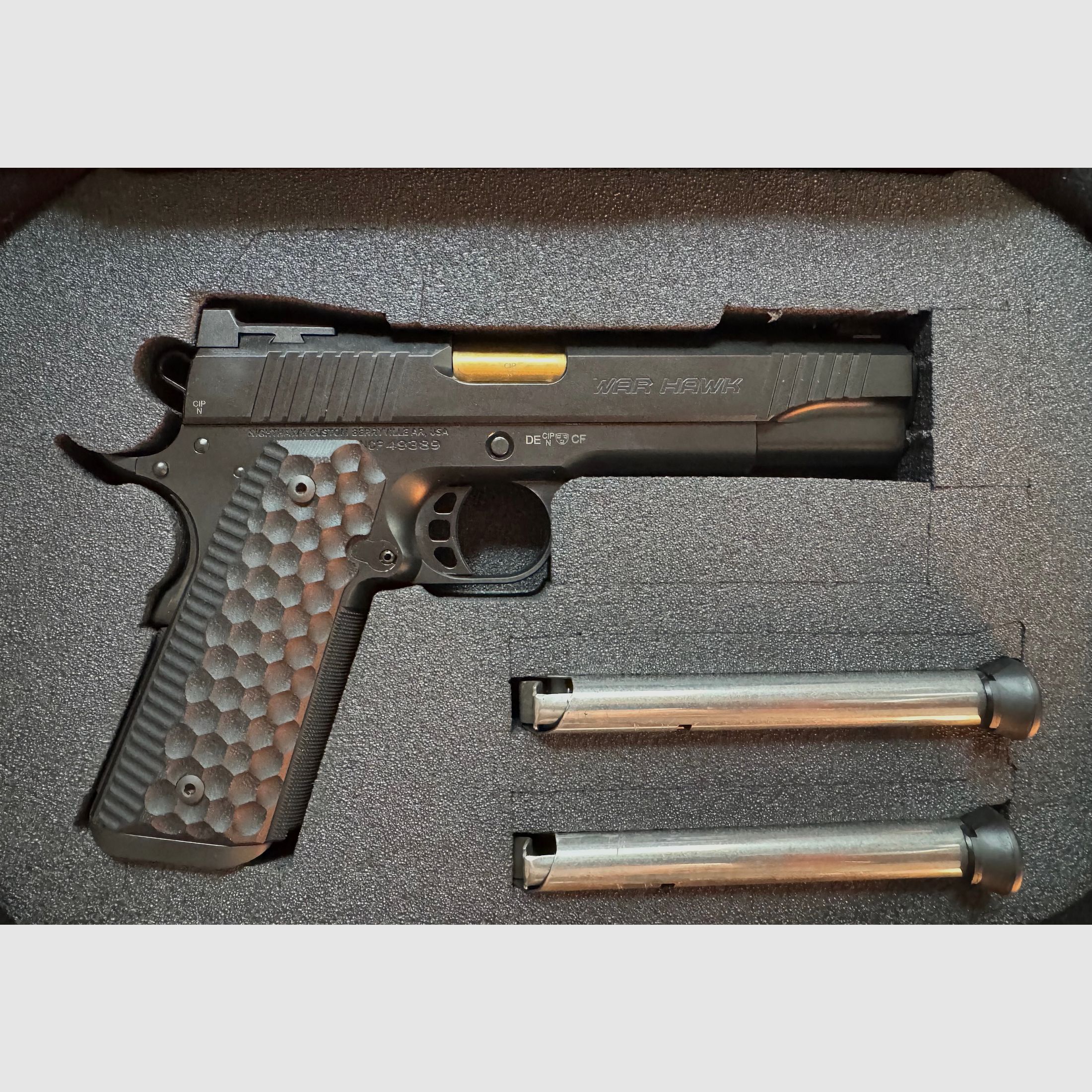 1911 Nighthawk Custom - War Hawk *like new* / .45 Auto