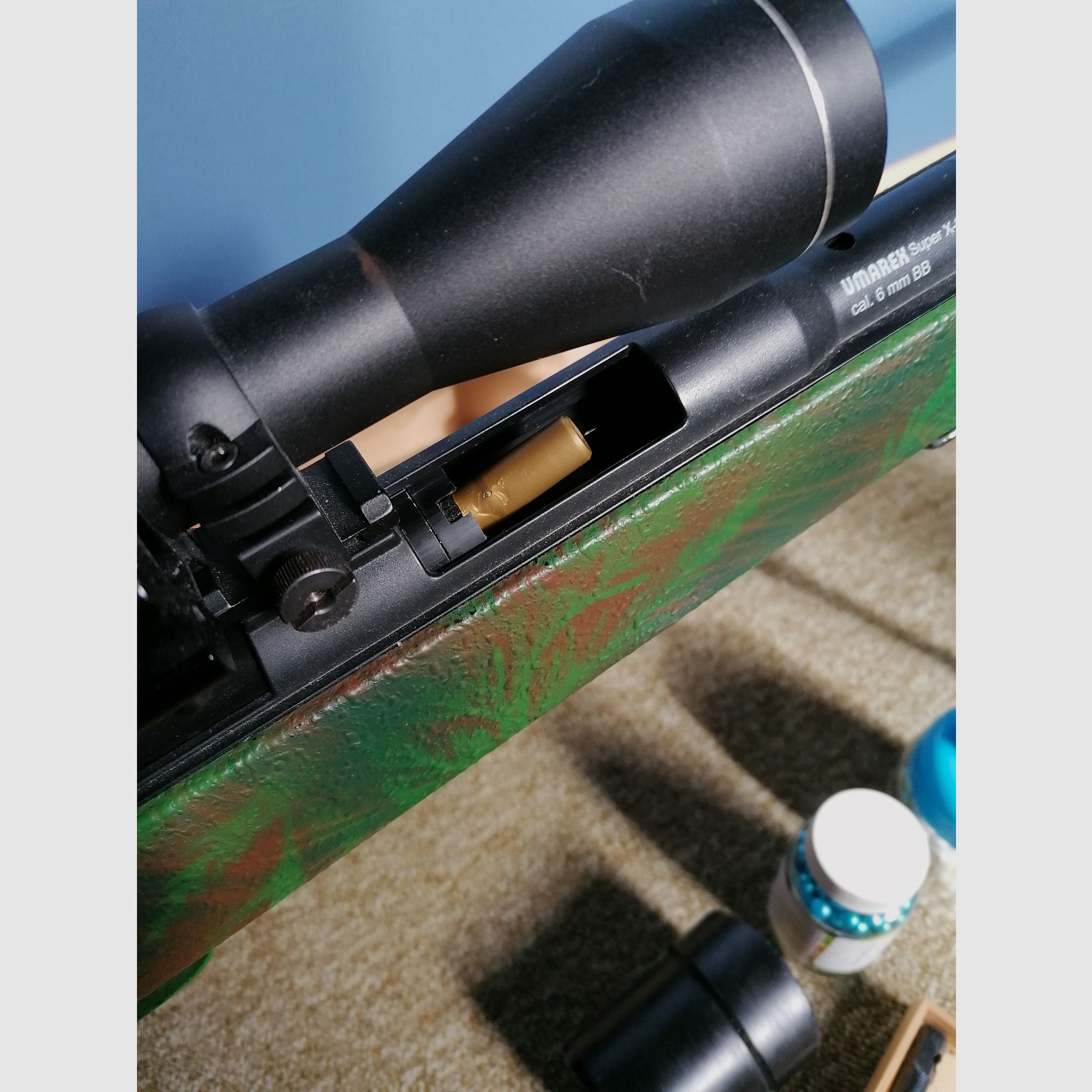 Umarex Super X-9 avec éjection de douille 6mm BB