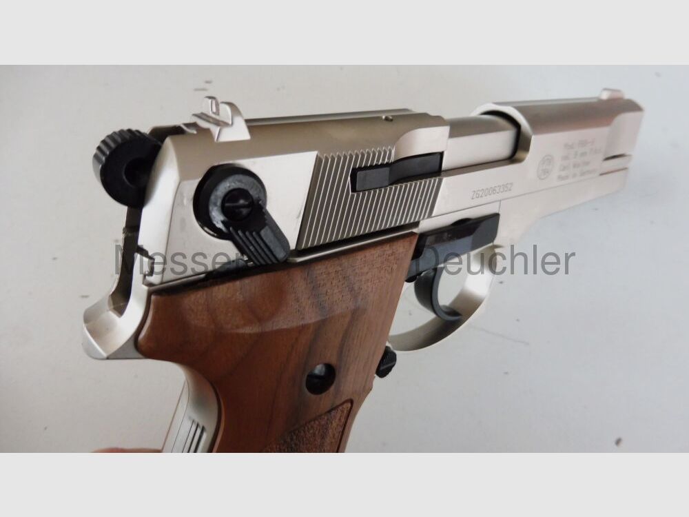 Walther P88 niklowany/uchwyty drewniane