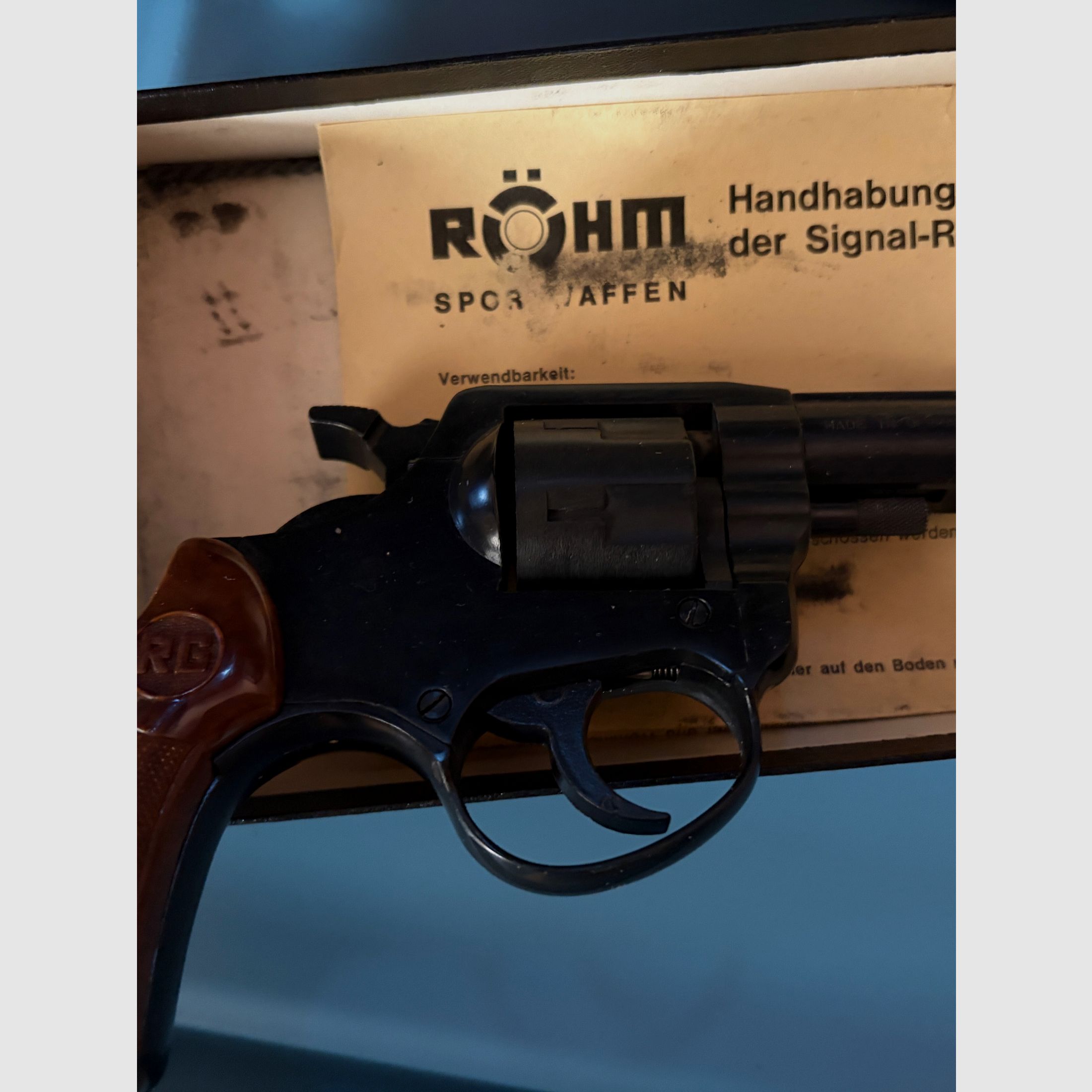 Signal Revolver RG 76