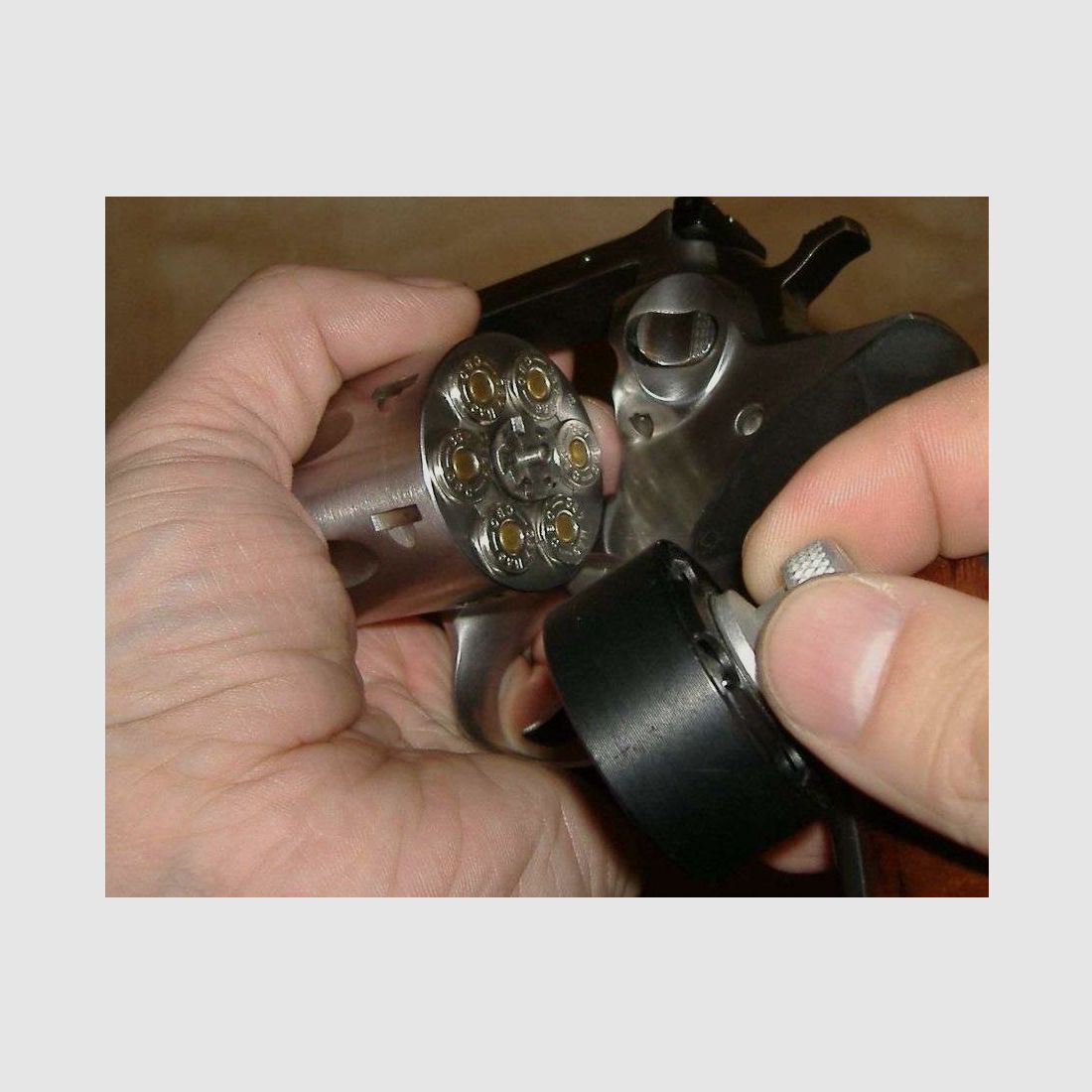 HKS Speedloader Revolver, immagine 1 di 4