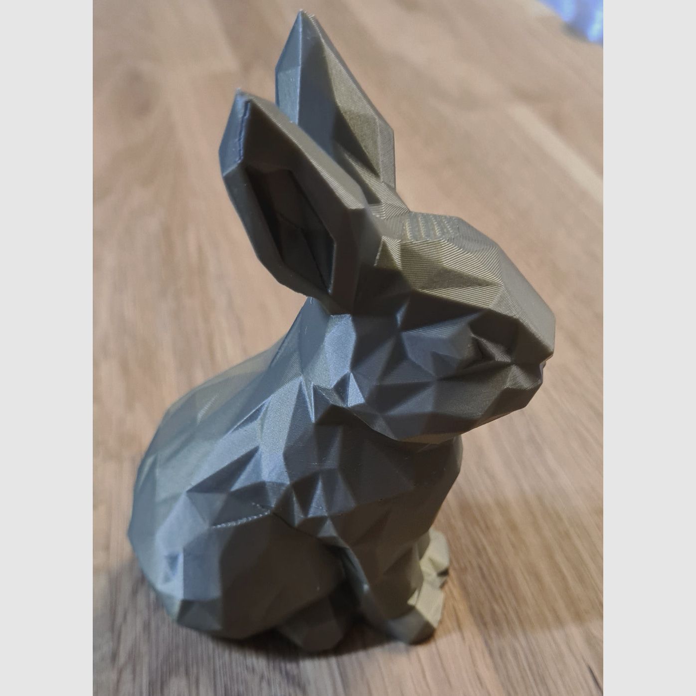Deko Osterhase / Kaninchen im "Low Poly" Design