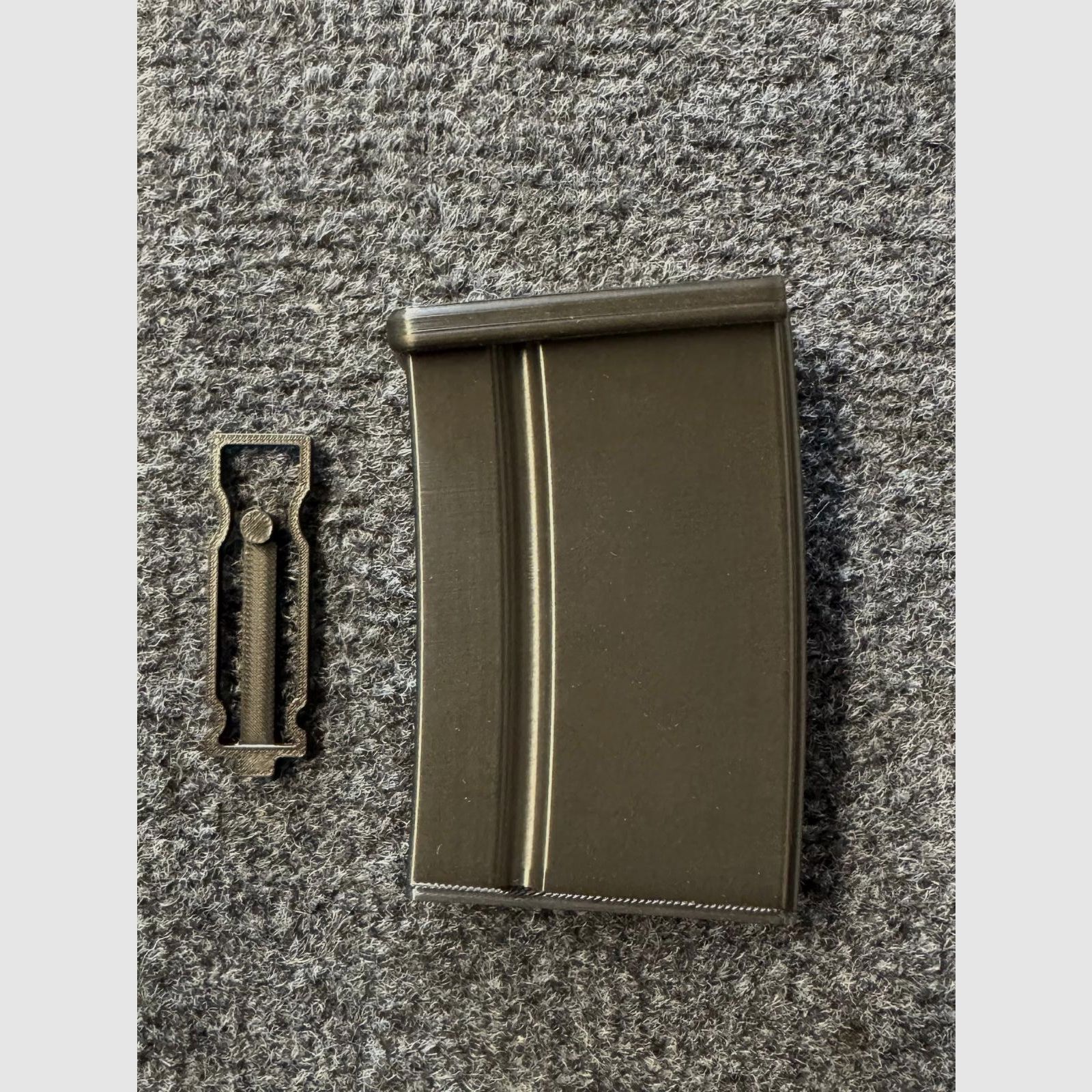 Schmeisser AR15 10-Schuss Magazin inklusive Griffverlängerung in 30-Schuss Optik - NEU - Heckler & Koch HK MR223