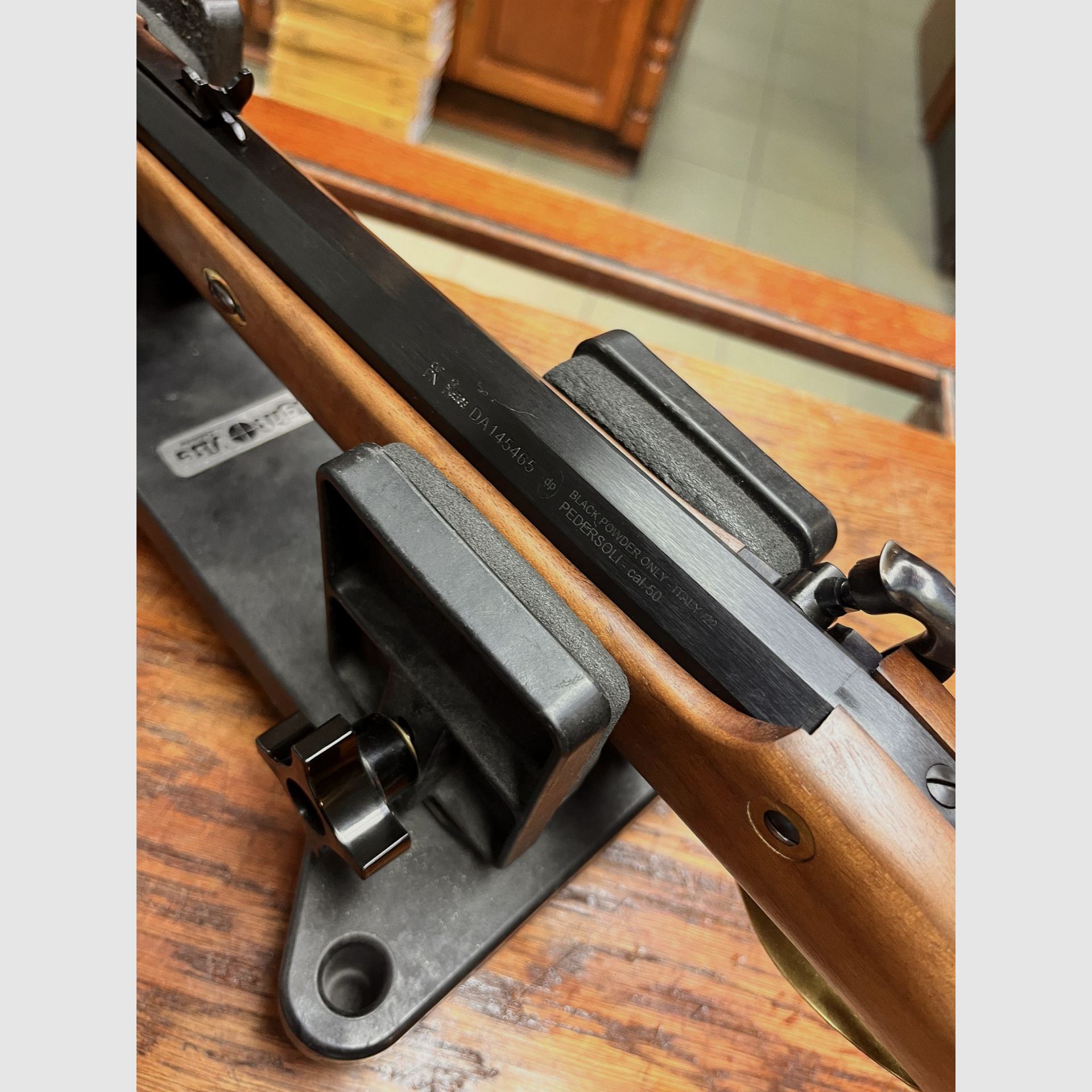 Pedersoli Traditional Hawken Target geweer kal. .50 S.656, afbeelding 5 van 7