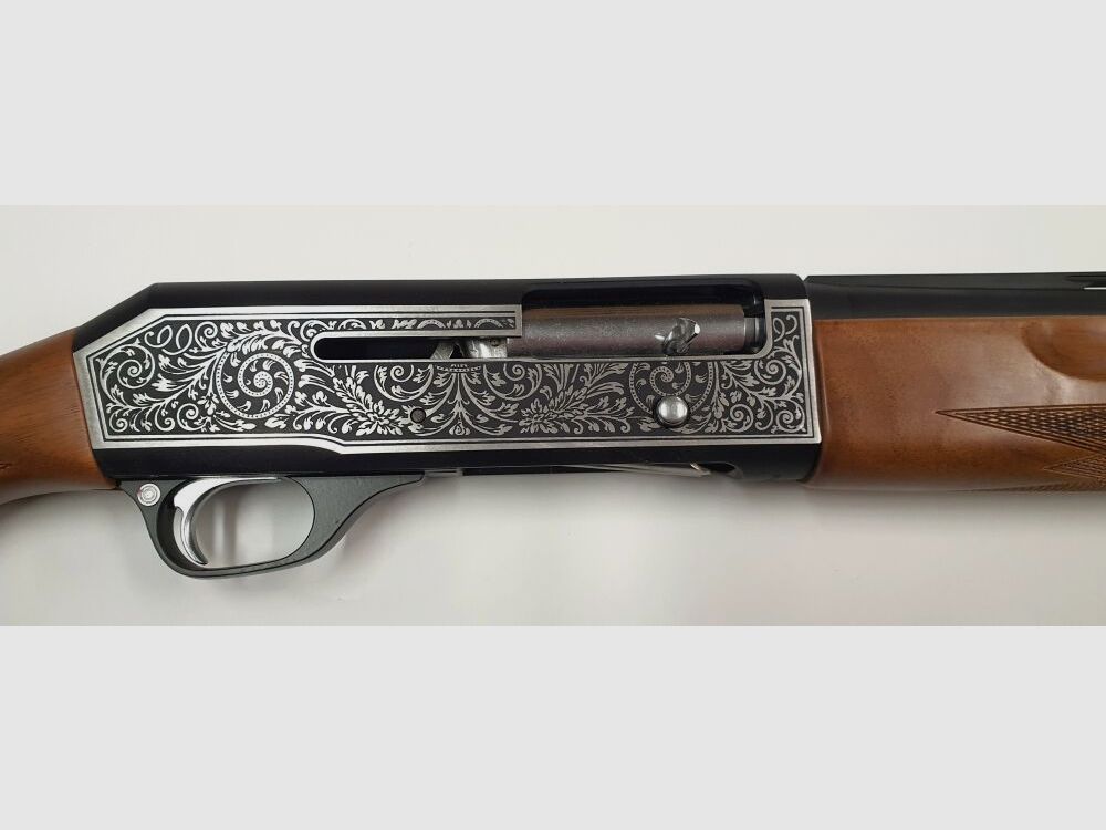 Escopeta semiautomática Luger