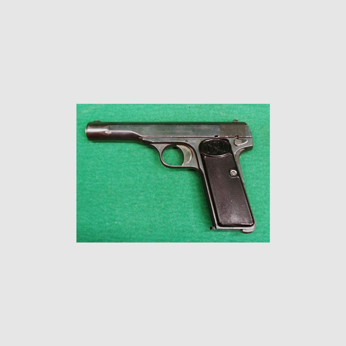 FN 10/22 Pistole