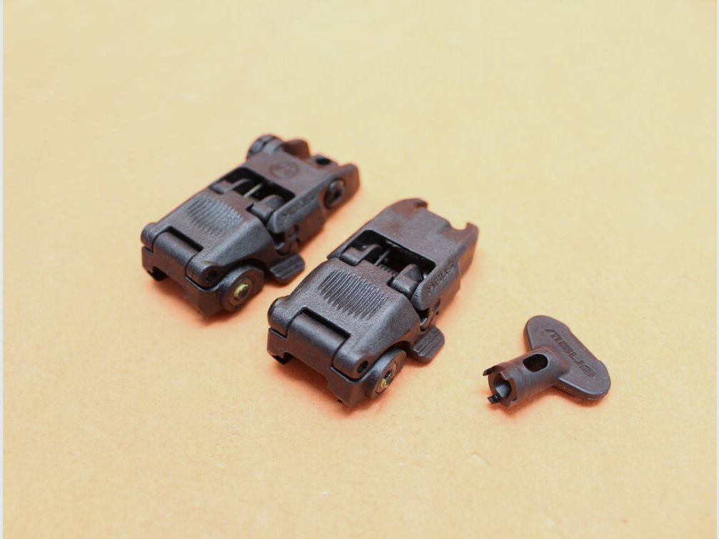 Magpul Magpul MBUS mirino anteriore e posteriore Flip-Up SET montaggio per guardia del manico in polimero nero Klappkimme e Klappkorn