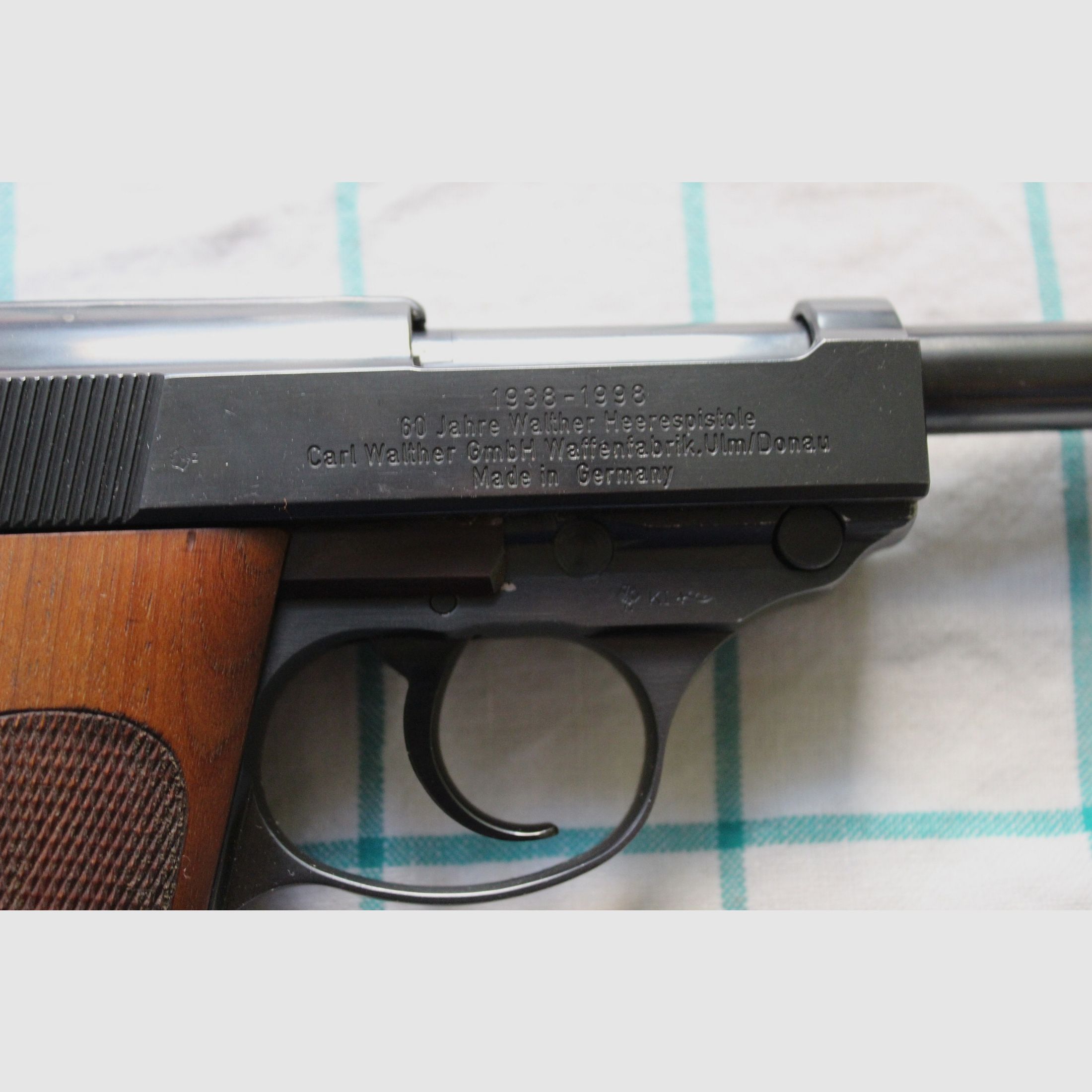 Walther Mod. HP 9mm Luger Jubiläumsmodell 60 Jahre Walther Heerespistole