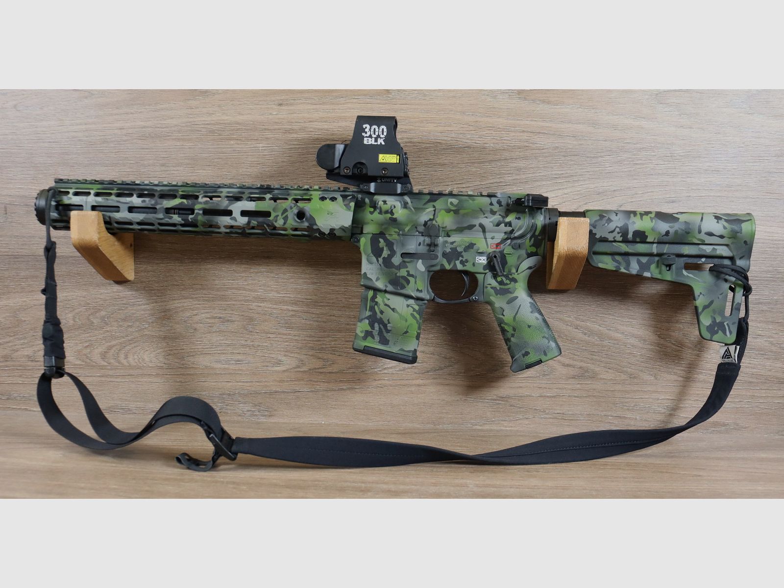 Aero 7 » Custom Cerakote + Acheron ACS Hexalug Demper + Eotech, afbeelding 2 van 2