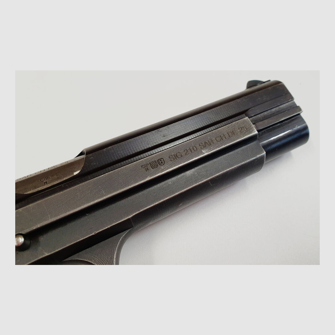 SIG Pistole SIG P210-2 im Kaliber 9mm Luger (9x19) Inkl. Holster und Reservemagazin,MADE IN SWITZERLAND
