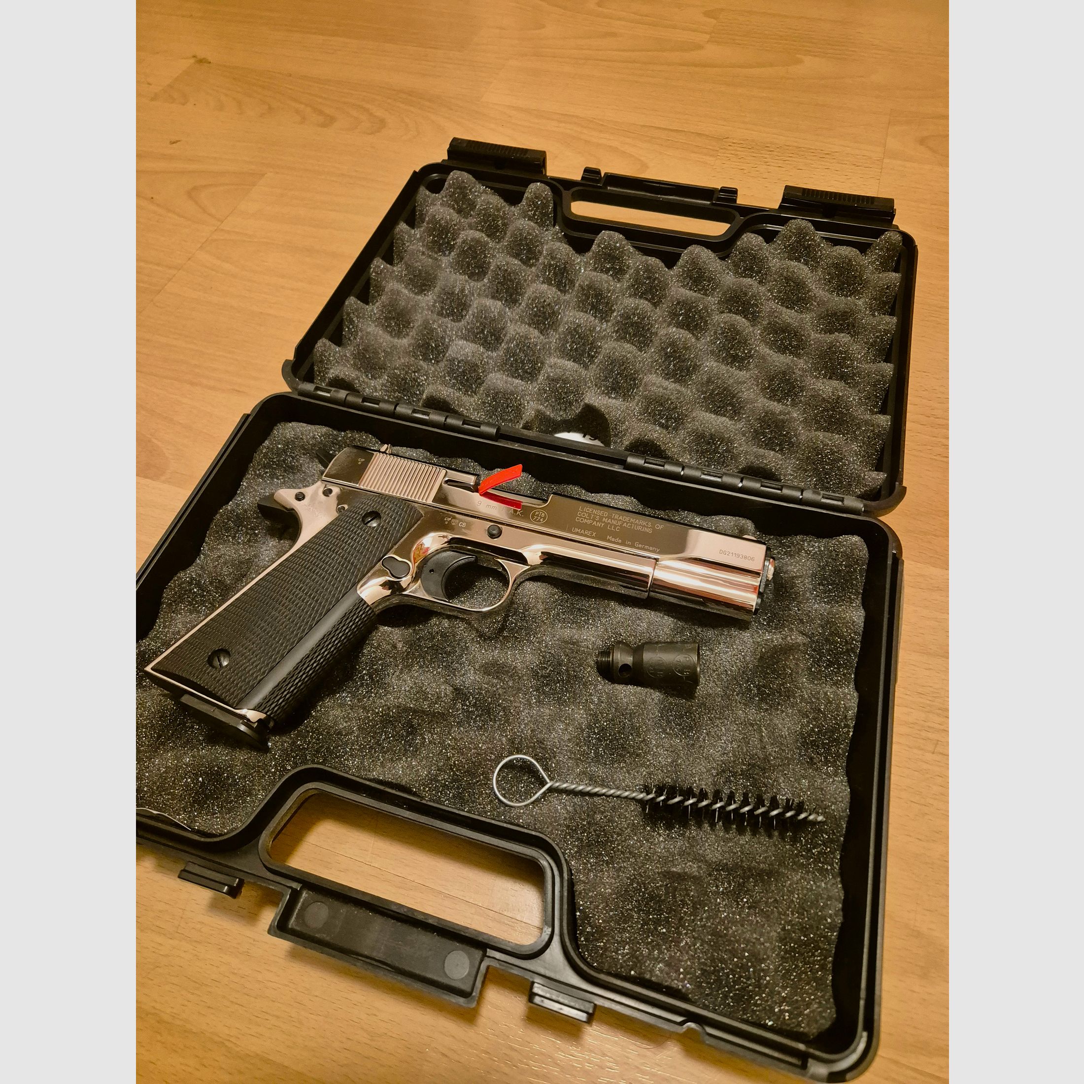 COLT GOVERNMENT 1911 9mm P.A.K. Umarex