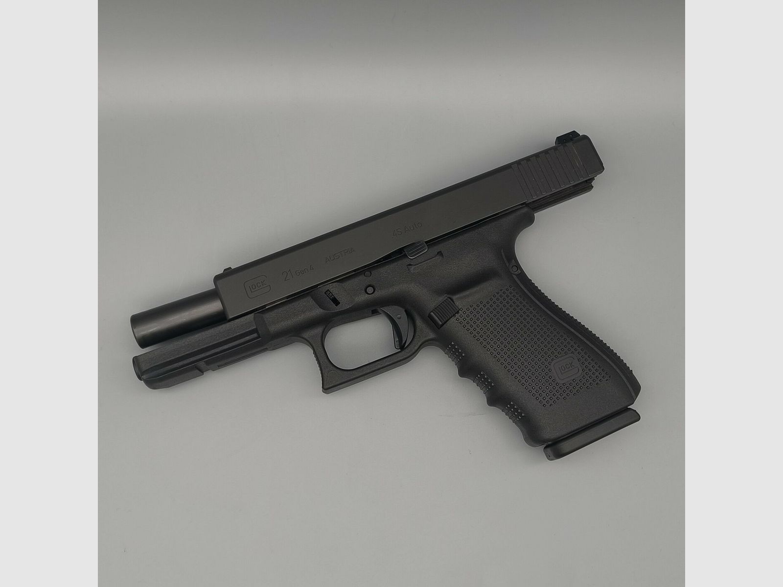Glock 21 Gen.4 także jako system wymienny .45Auto