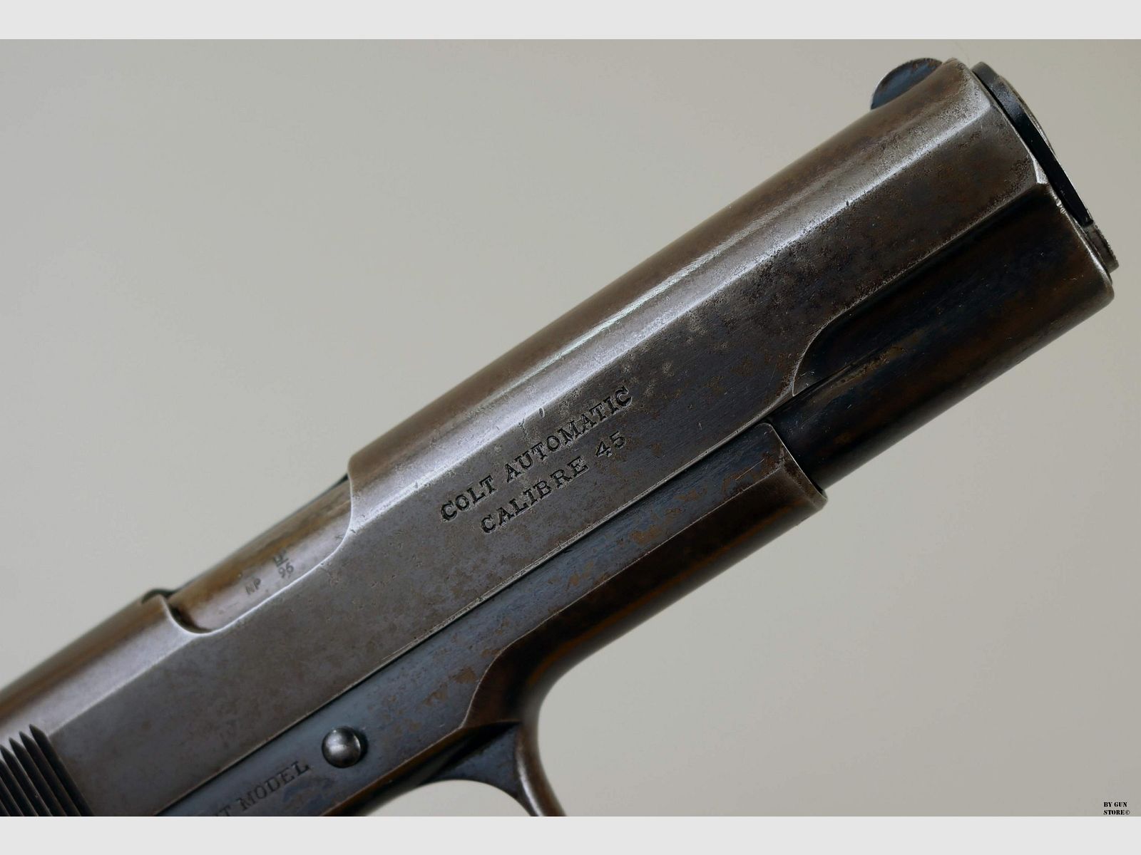 Pistolet Colt mod. 1911 Commercial kal. 45 ACP nr. seryjny C61530, zdjęcie 11 z 18