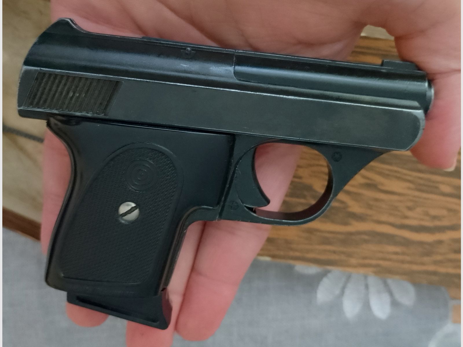 Seltene ME 8 Detective 8mm Knall im PTB 100/2