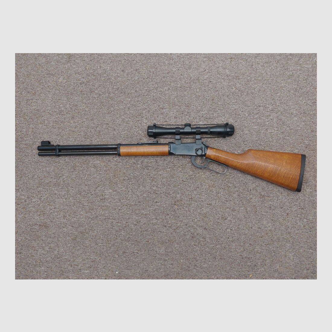 Walther karabinek z dźwignią pod łuskę