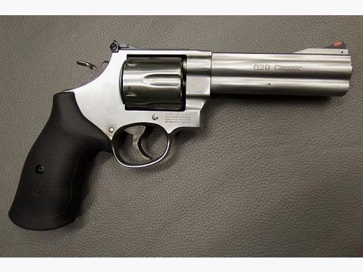 Smith & Wesson Mod. 629 Classic Longitud del cañón 5" Calibre .44 Magnum Revólver