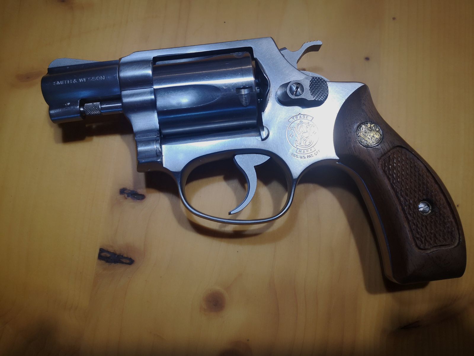 Smith & Wesson M60