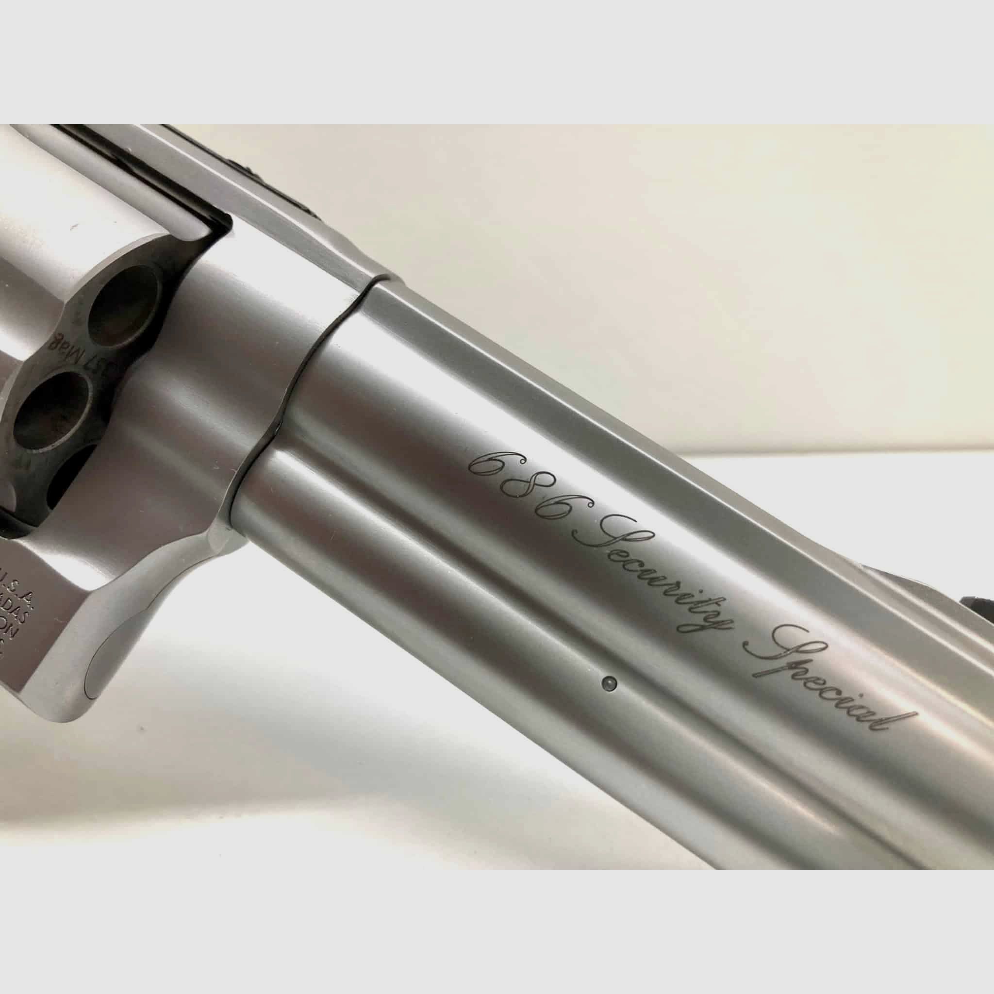 Smith & Wesson S & W Revolver Mod. 686 Security Special 4″ RB, image 3 of 7