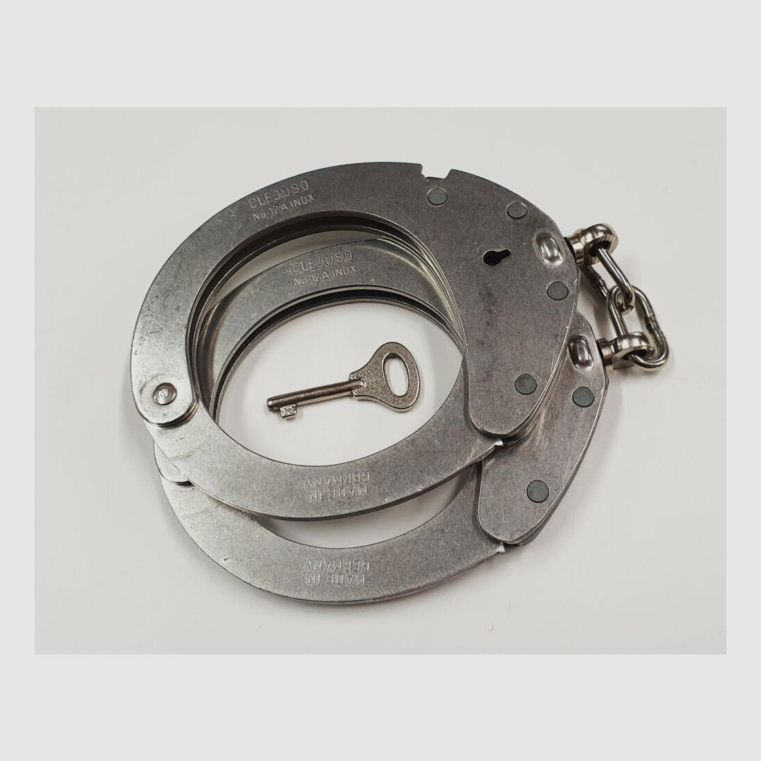 CLEJUSO Clemen & Jung e.K. Handcuff CLEJUSO No. 12 A INOX large, stainless steel handcuff, Made in Germany, used