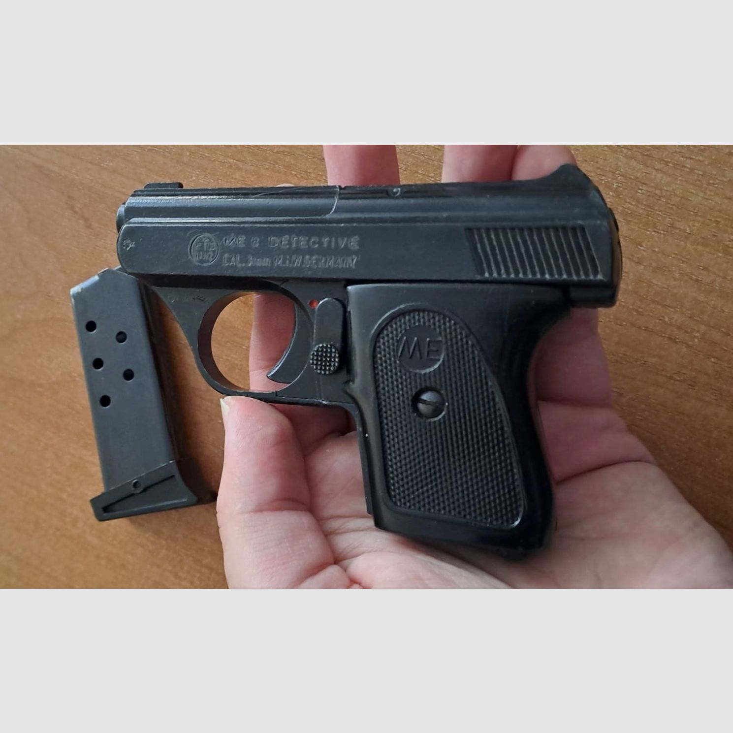 Rare ME 8 Detective 8mm bang in PTB 100/2 in packaging!