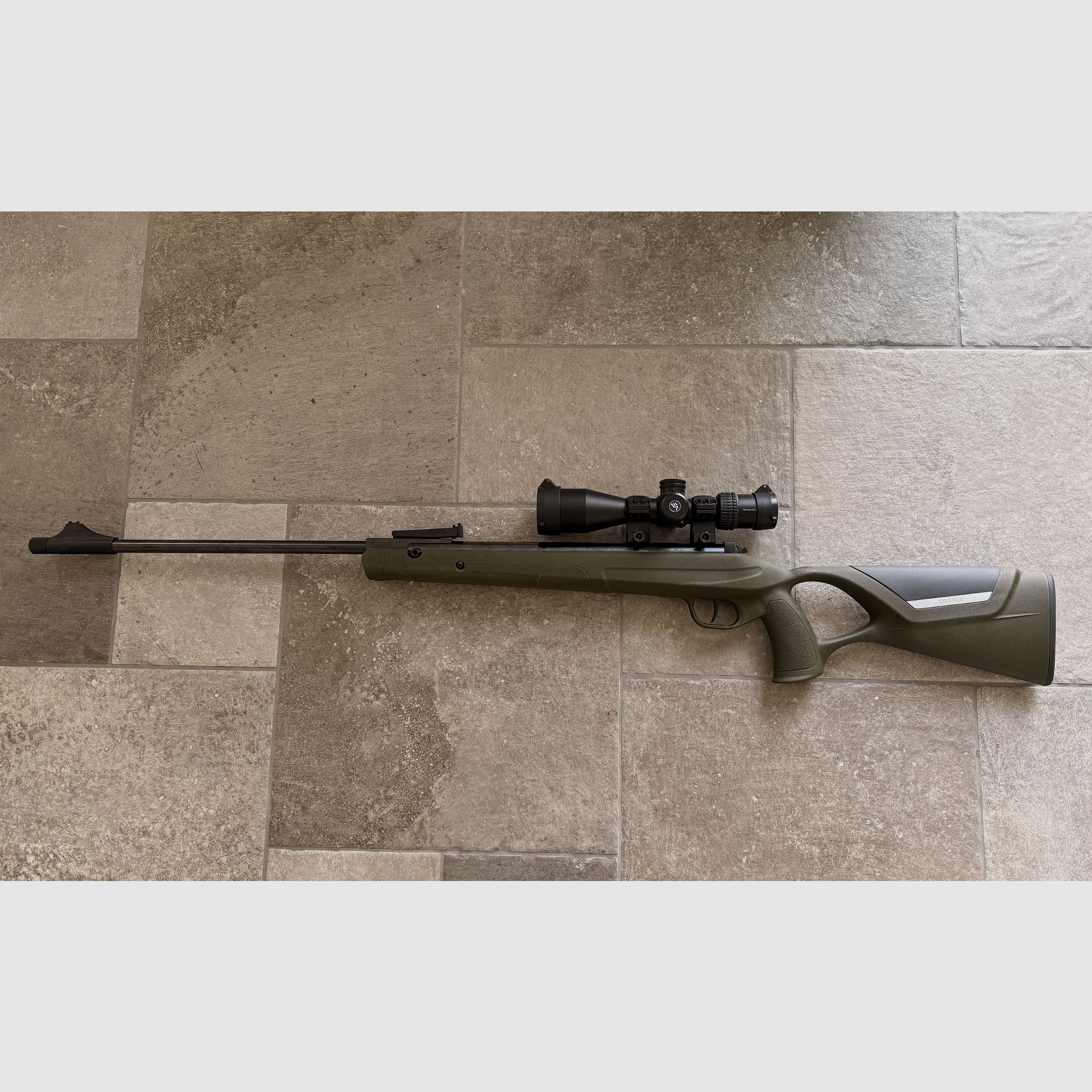 Diana 34 EMS OD Green avec Vector Optics 3-12x44 IR