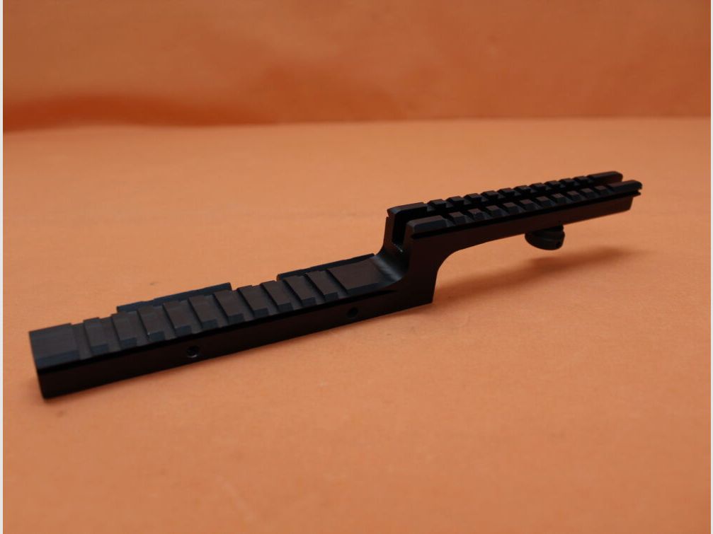 JFY. AR-15: Carry Handle Mount Swan Sleeve Alu schwarz mit Picatinnyprofil, gekröpft. Montageschiene geeignet für A1/ A2/ A3 Tragegriff