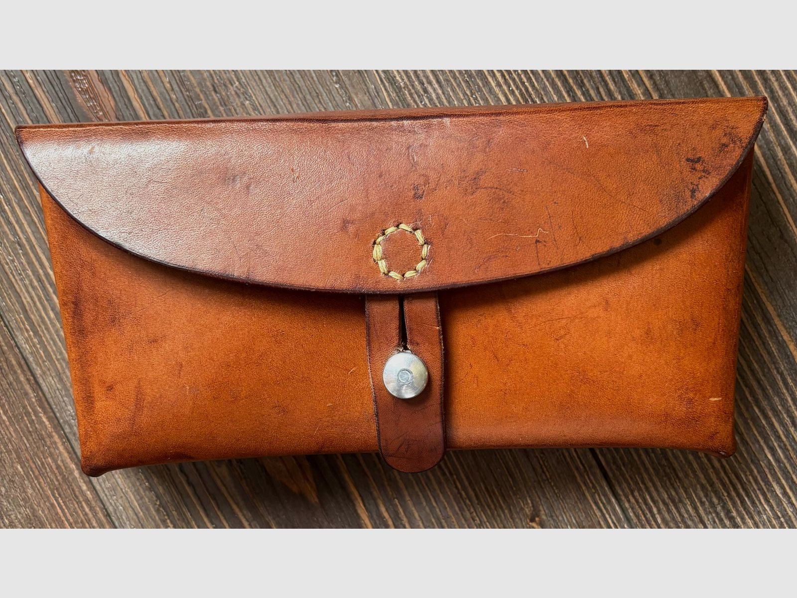 Ammunition case of the Swiss Army in safari style