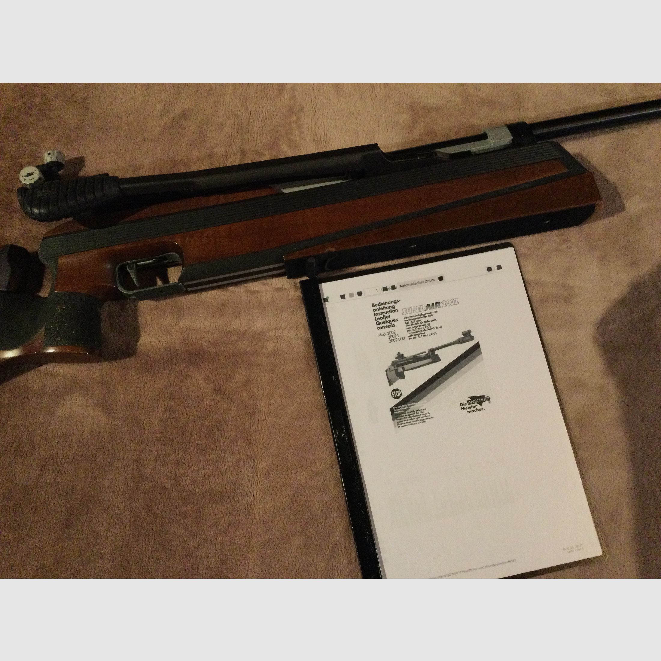 Anschütz Super Air 2002; Match-Luftgewehr Auflage rechts; Nussbaumschaft; Top Zustand