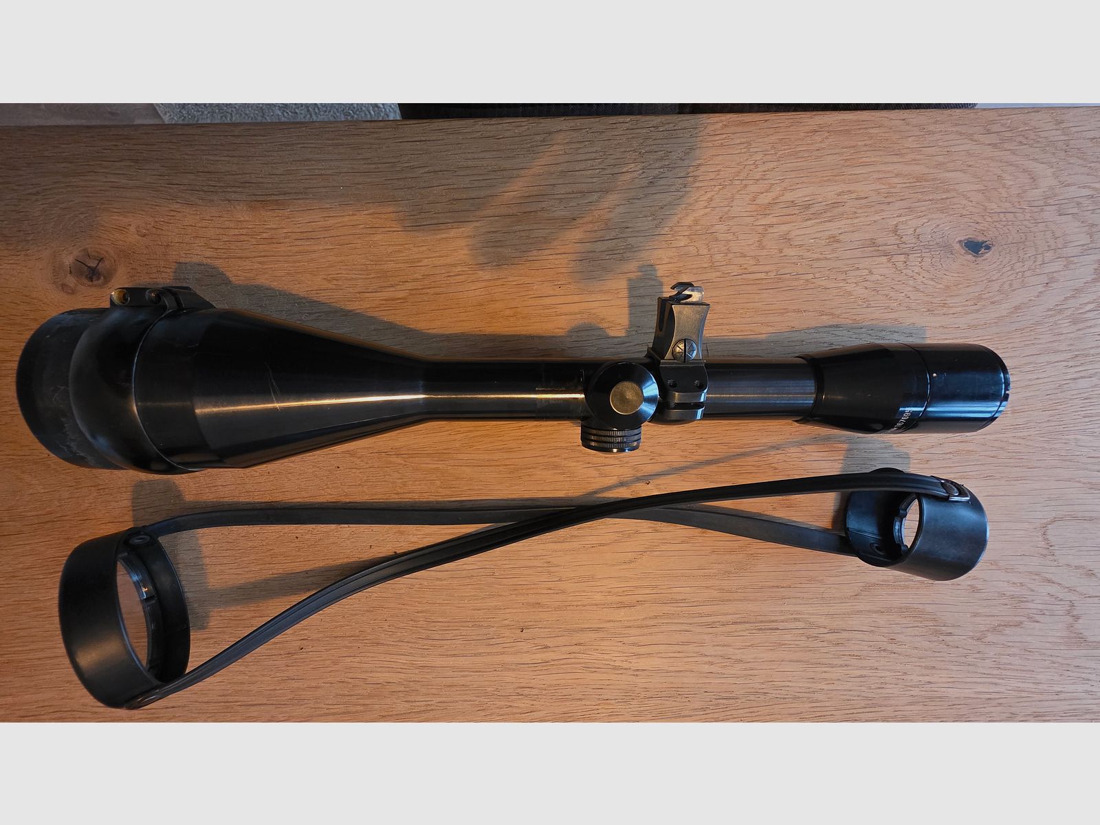 Kahles Helia 8x56 mit Montage