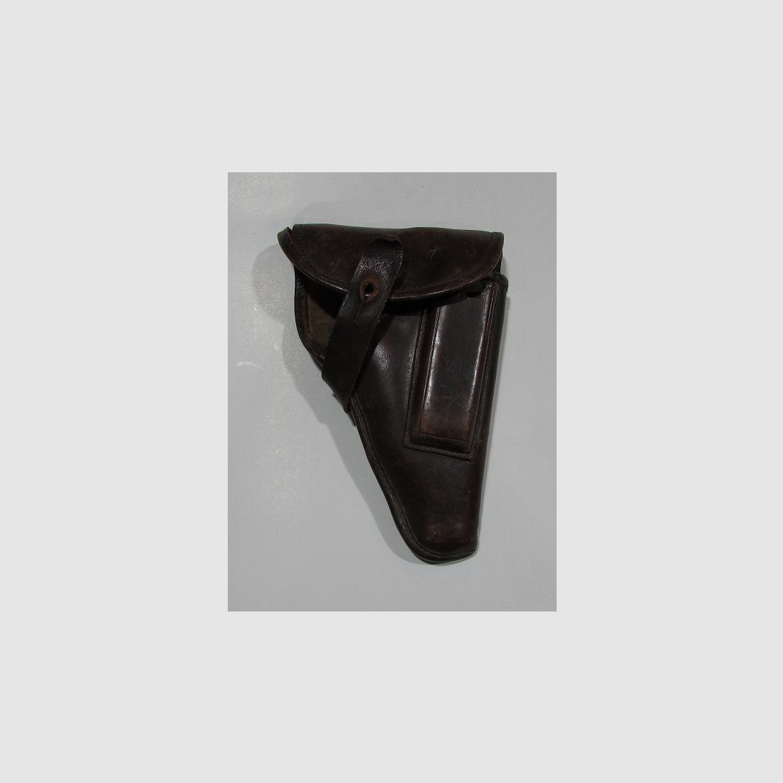PISTOLET SEMI AUTOMATIQUE herstal browning 1900 cal 32 acp, image 3 sur 3