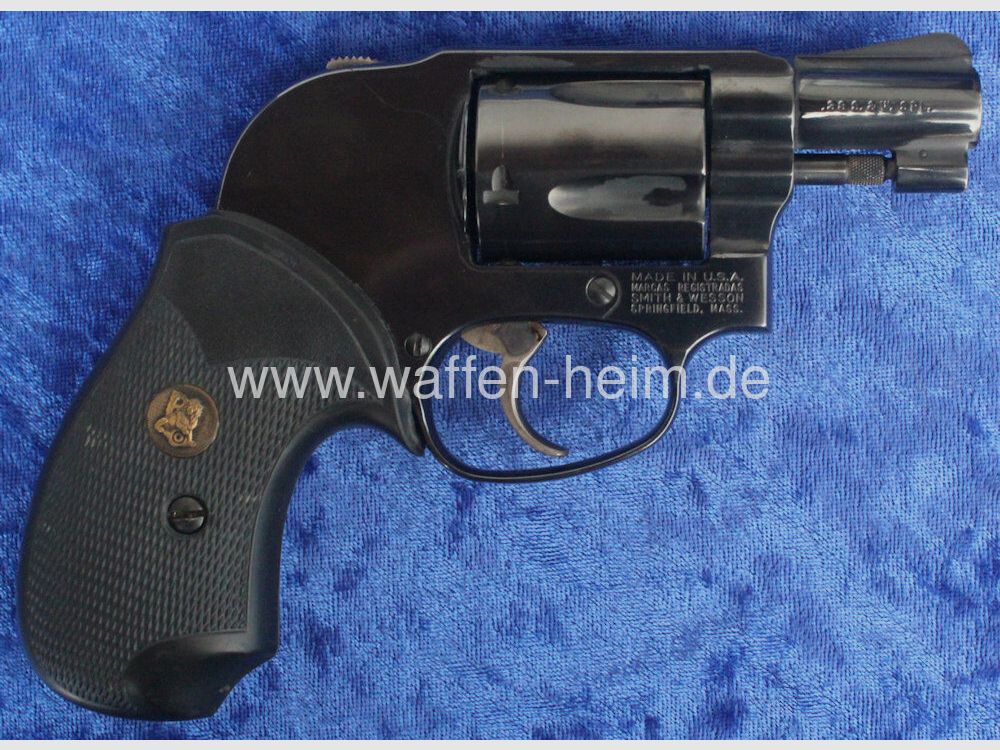 Smith & Wesson 49 - 2