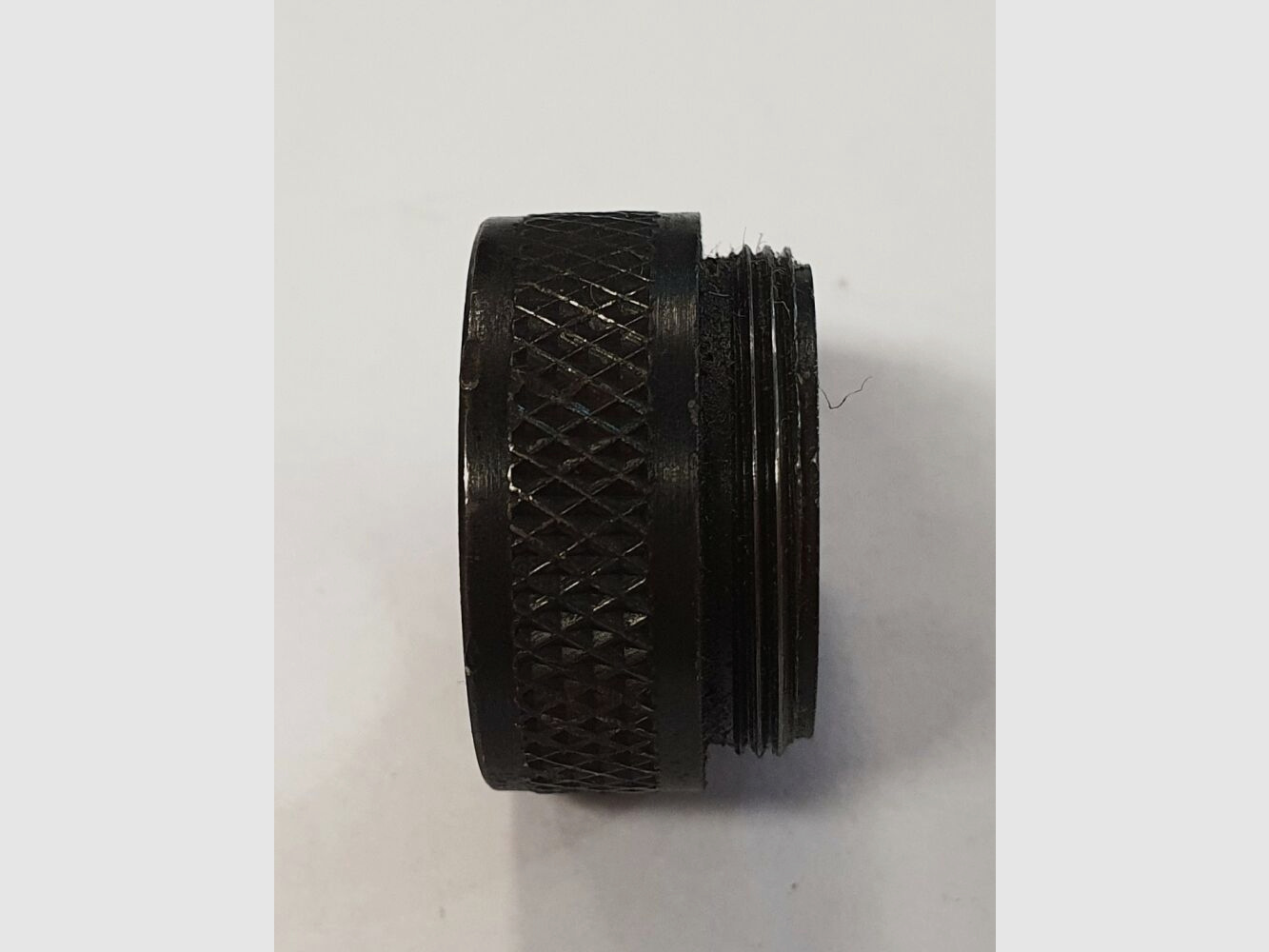 Unknown locking nut for reloading dies