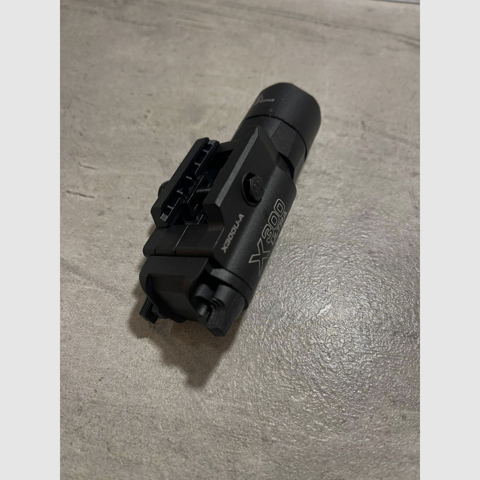 X300 Pistolenlicht DUMMY Airsoft KEINE FUNKTION!!!
