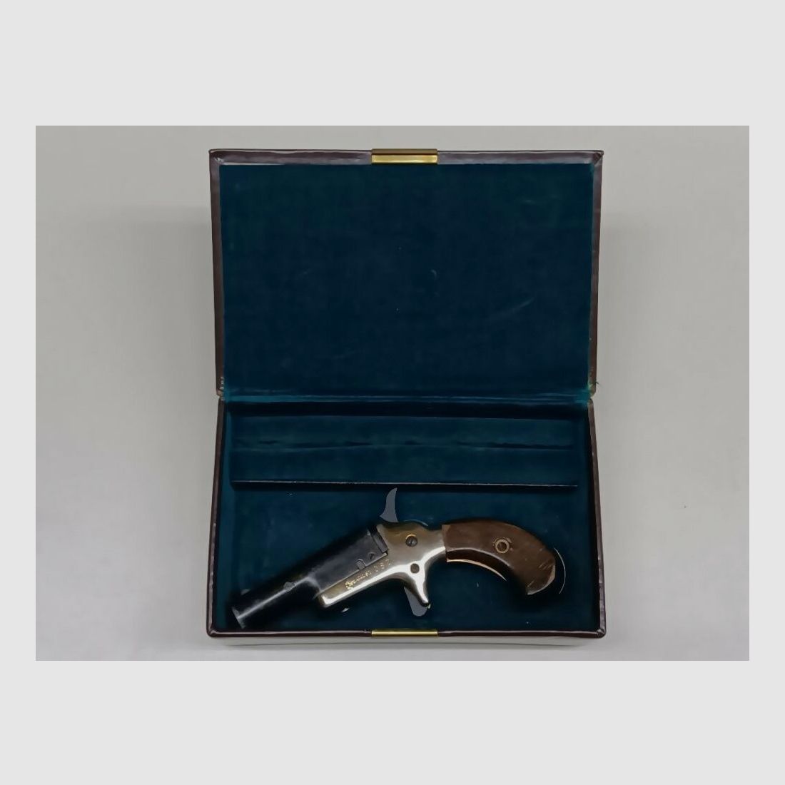 Hy Hunter Firearms - Hollywood Derringer Model 1873