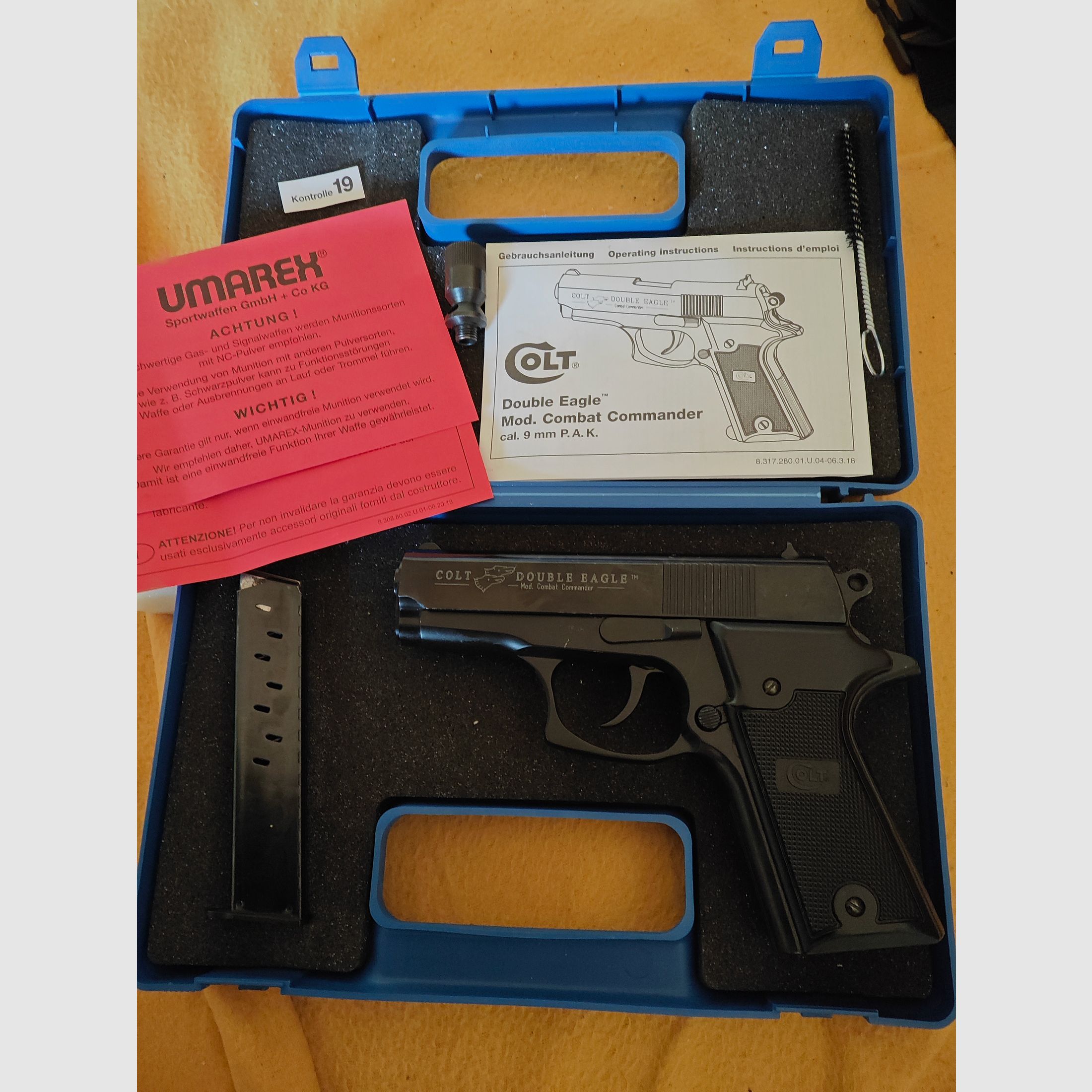 Double Eagle Modelo Combat Commander cal.9 mm P.A.K.