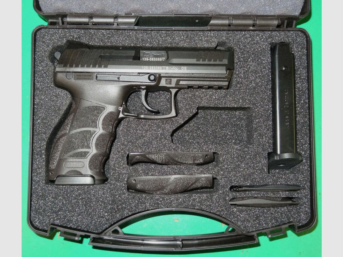 Pistolet Heckler & Koch P30-V3, oksydowany w kalibrze 9x19 (9mm Para) w tym akcesoria