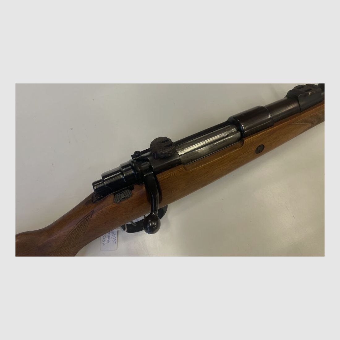 Zastava Stutzen, Bild 2 von 5