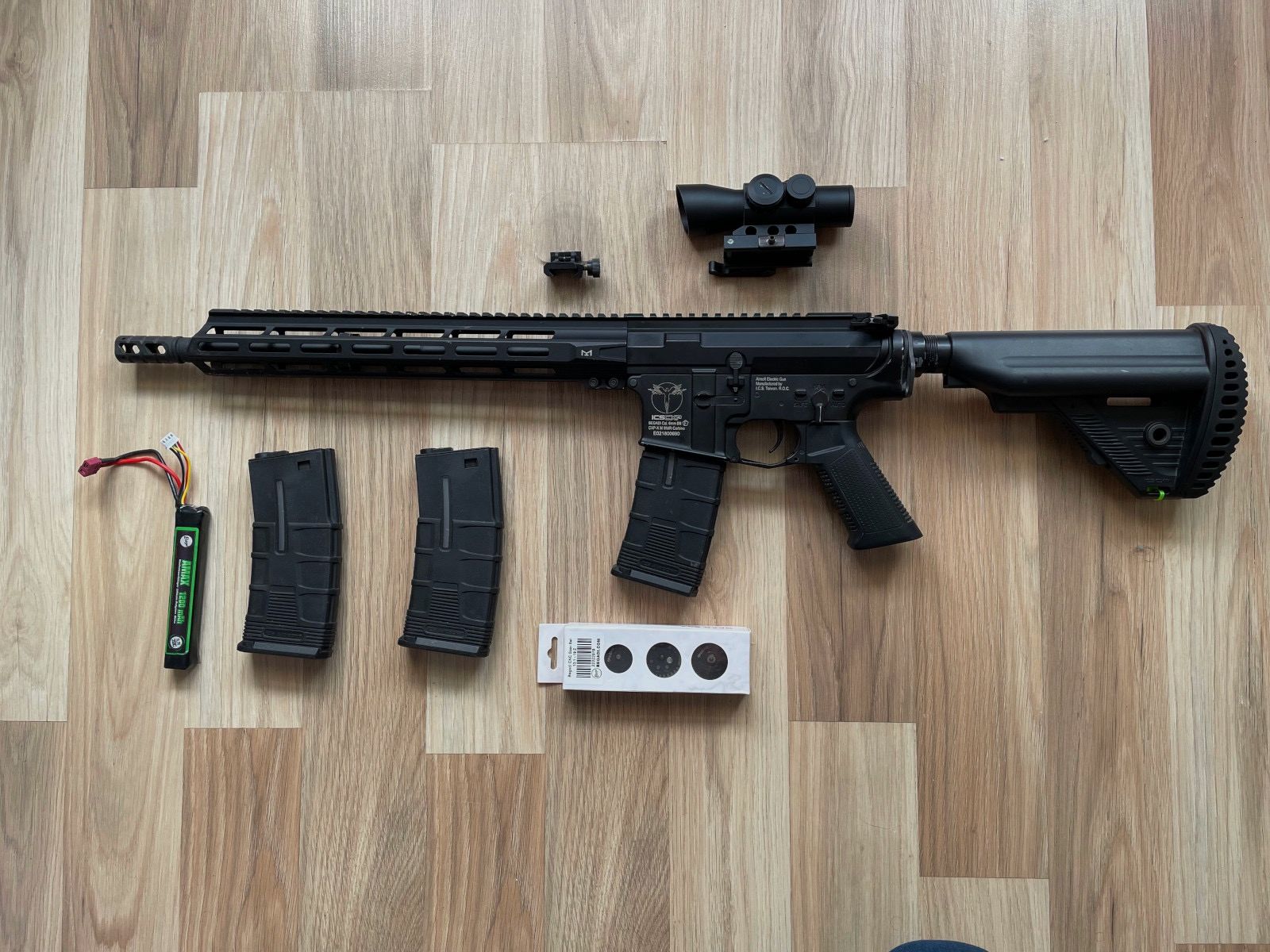Airsoft Begadi ICS CXP-X with sight