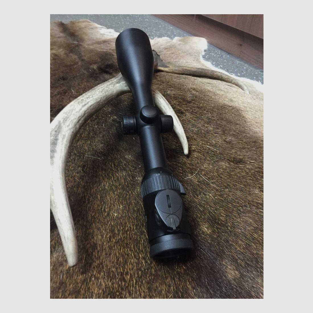 Swarovski Z6i 2,5-15x56 PHD SR, mit Schiene