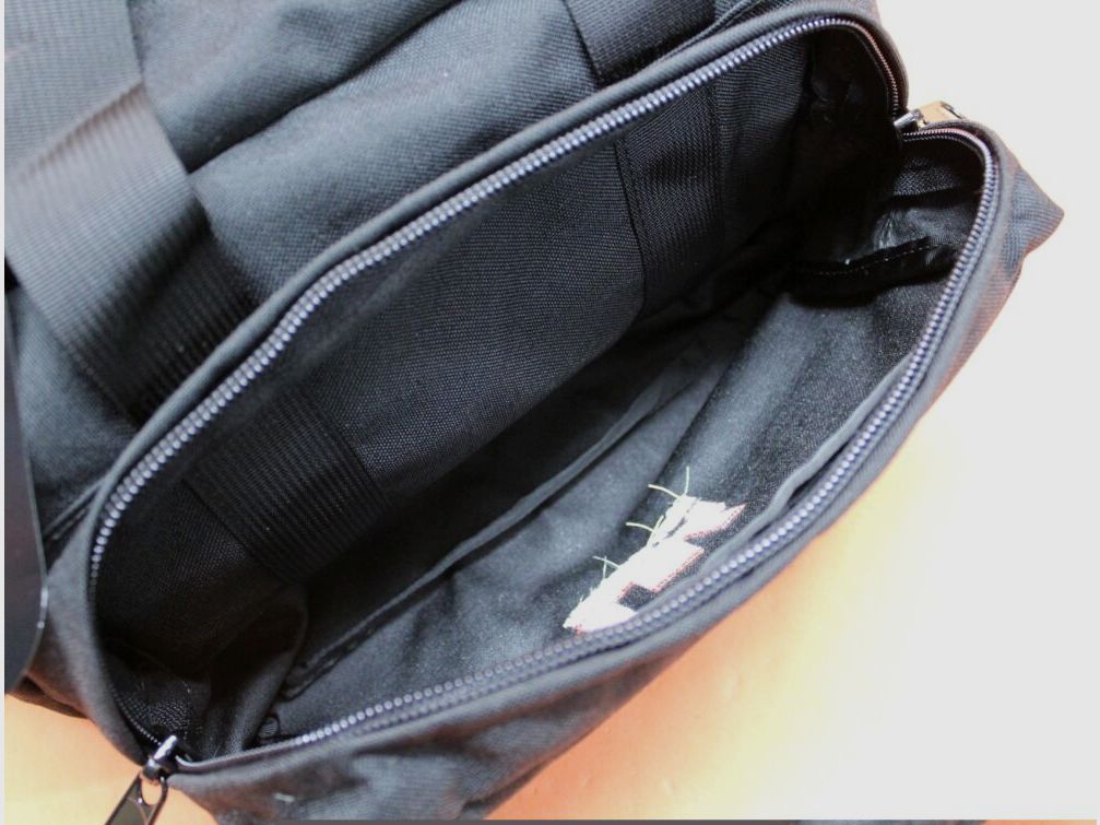Torba Heckler & Koch H&K Range Cordura® czarna z haftowanym logo HK ok. 36x27x21 cm