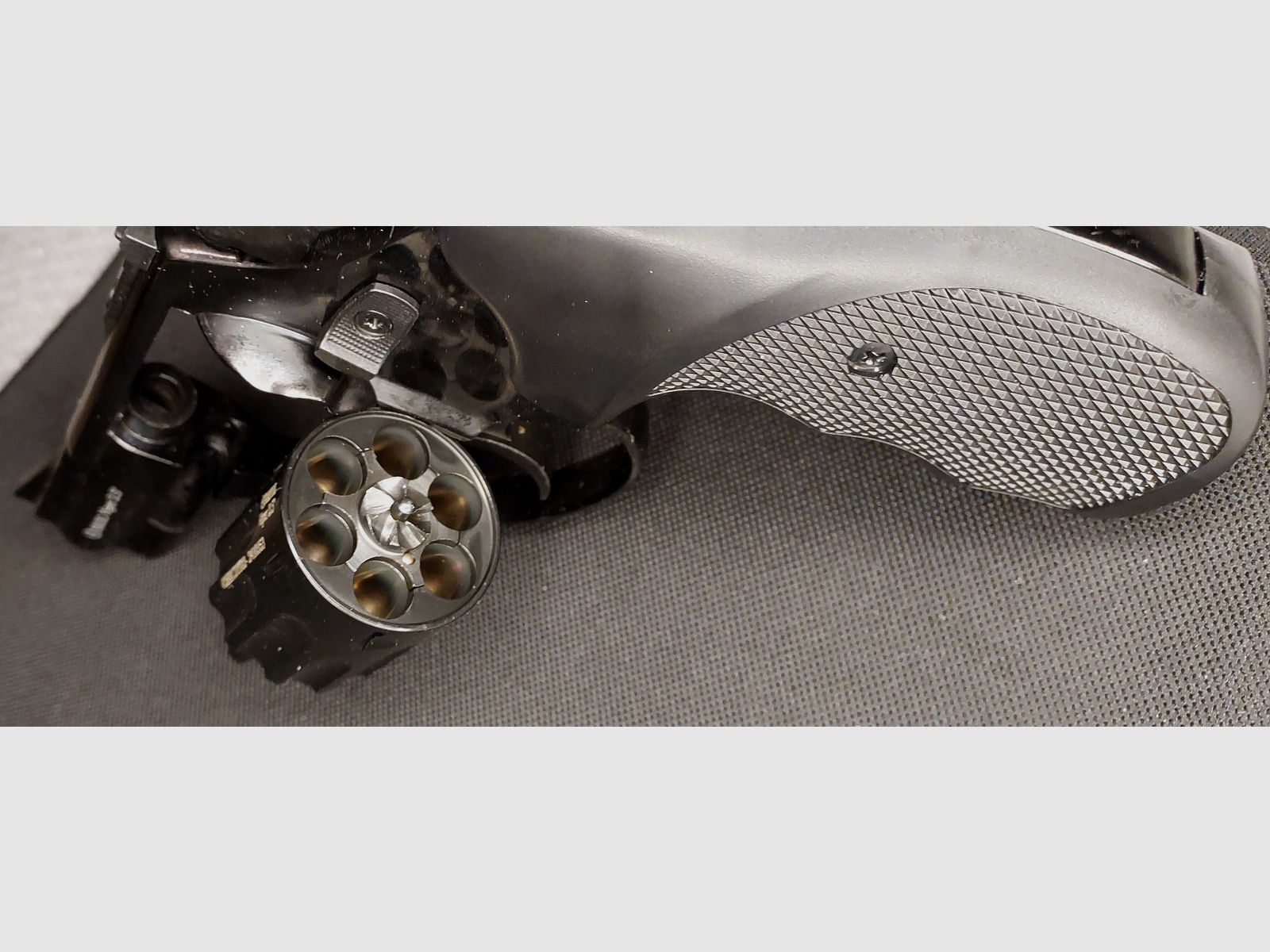 Ekol Viper 2,5 cala rewolwer alarmowy czarny 9 mm R.K. (PTB 1063)