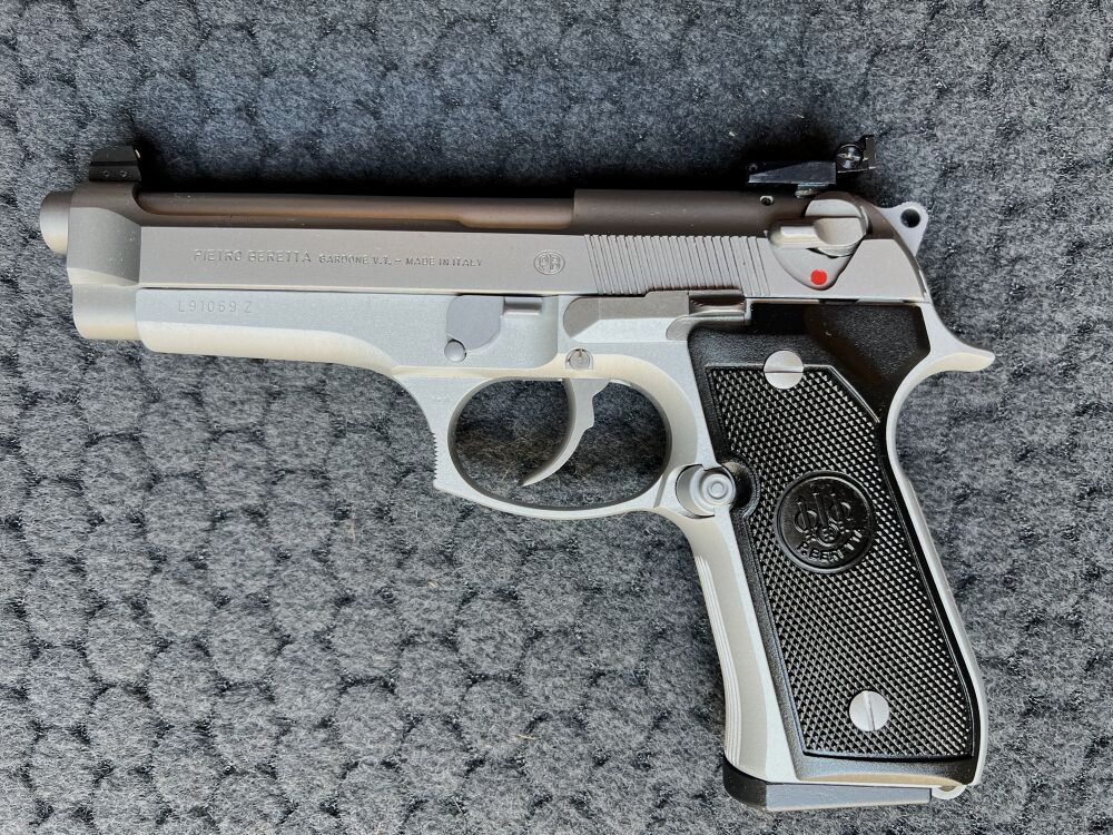 Beretta 92FS INOX, stainless, Edelstahl, Kal. 9mm Luger, 9x19mm 9mmLuger, 9x19mm
