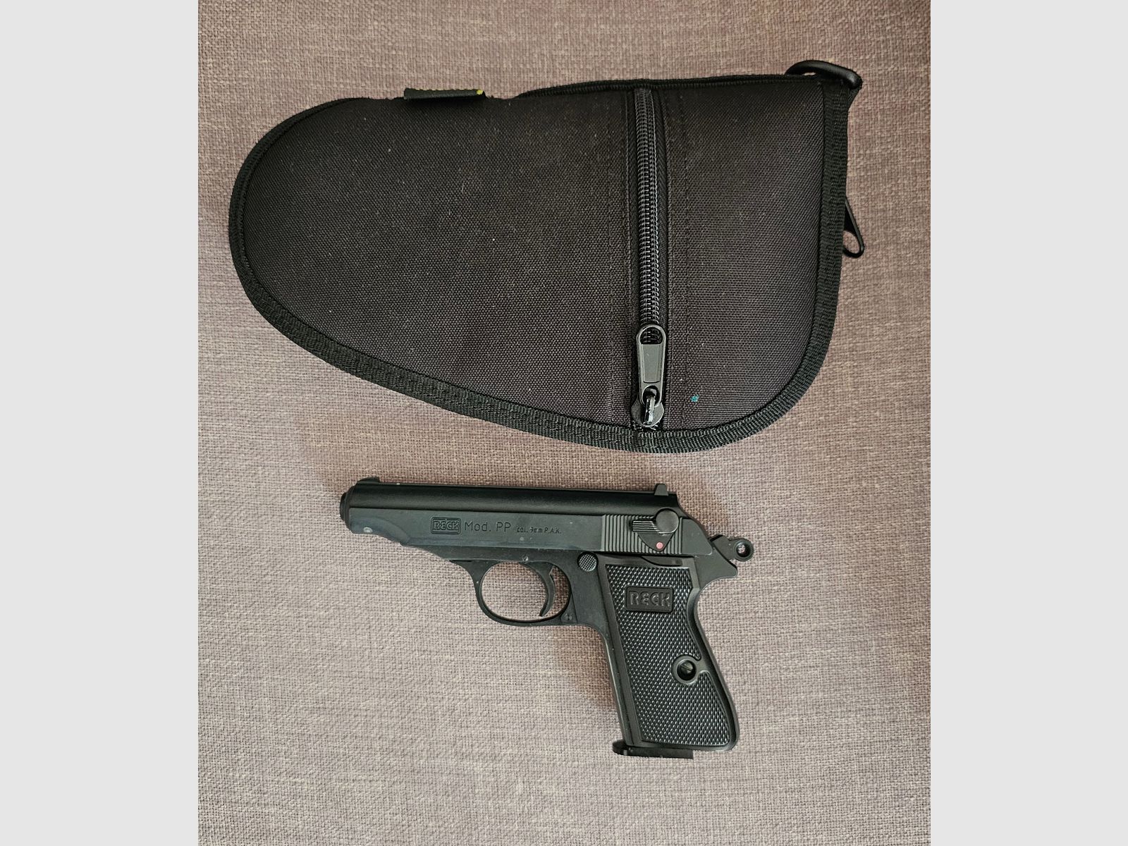 Schreckschusspistole RECK Modell PP Kal. 9mm PAK