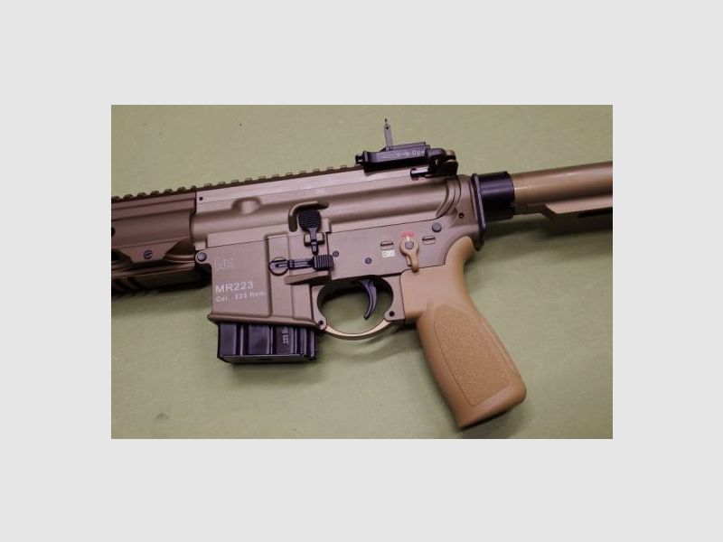 Heckler & Koch MR 223 A3 sand color 16.5 caliber .223 Remington semi-automatic rifle AR15 MR223, image 2 of 6